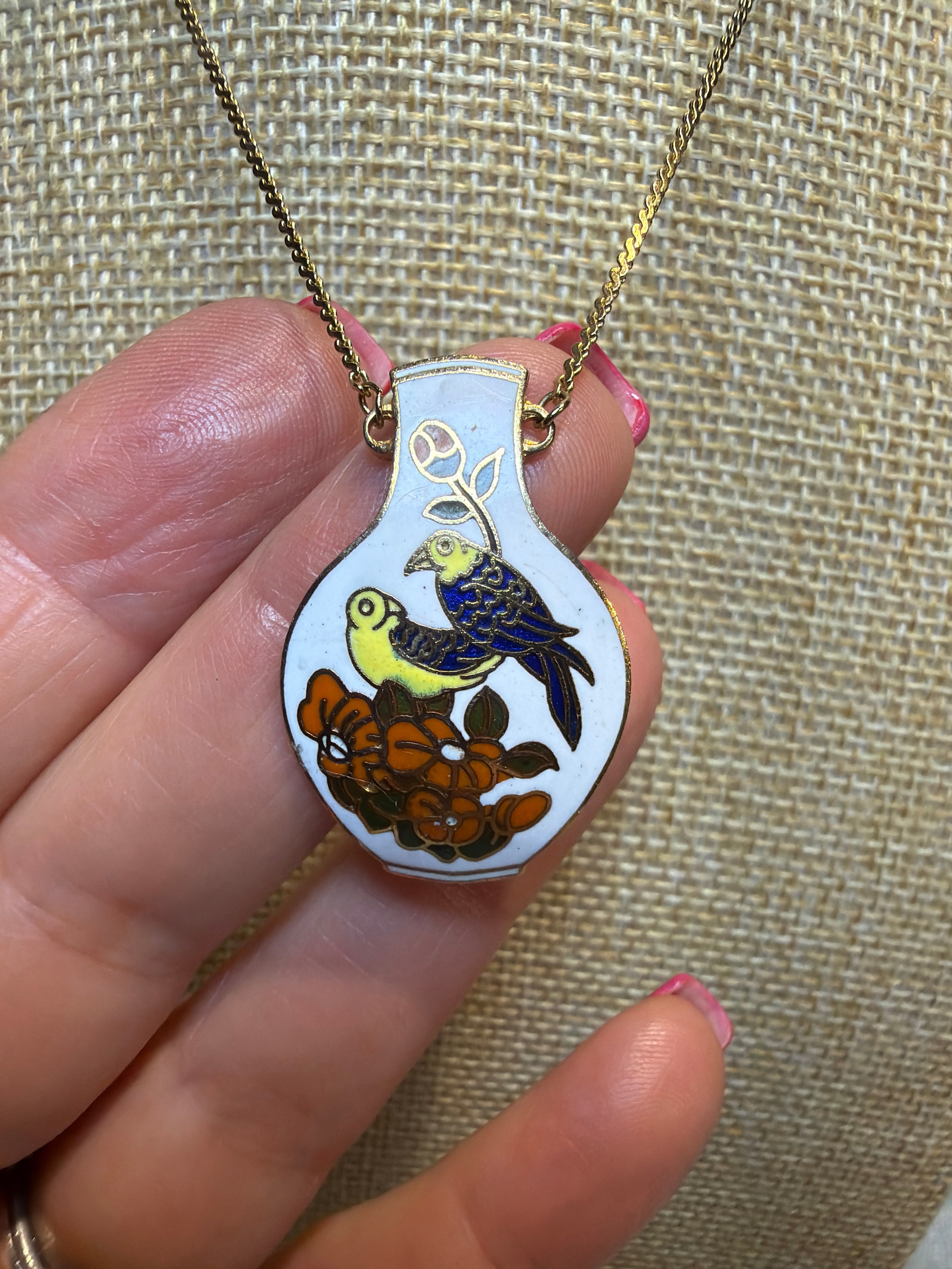 VINTAGE CLOISONNÉ BIRD NECKLACE