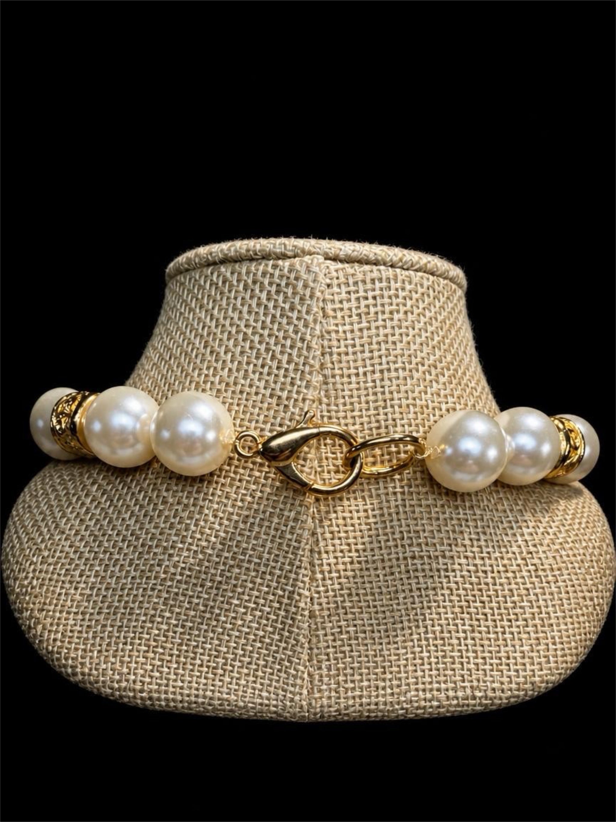 GOLD AND PEARL BEADED NECKLACE