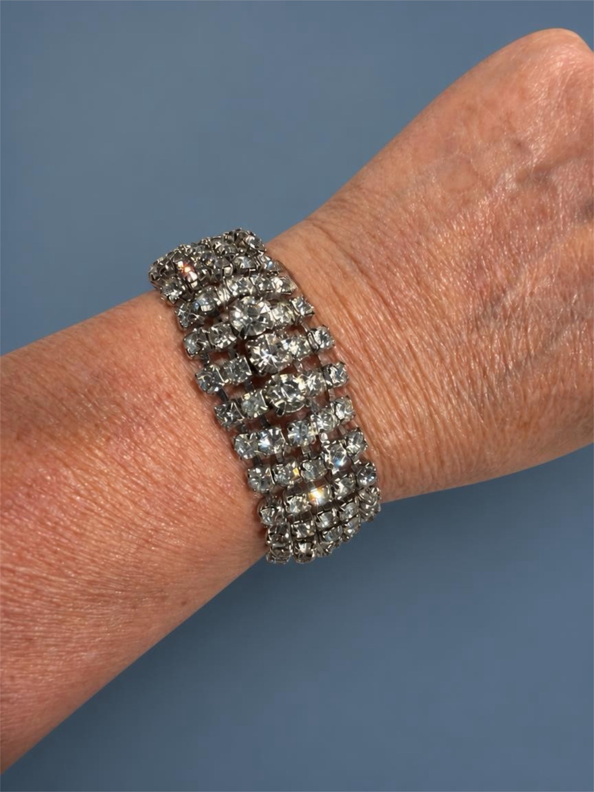 VINTAGE RHINESTONE BRACELET