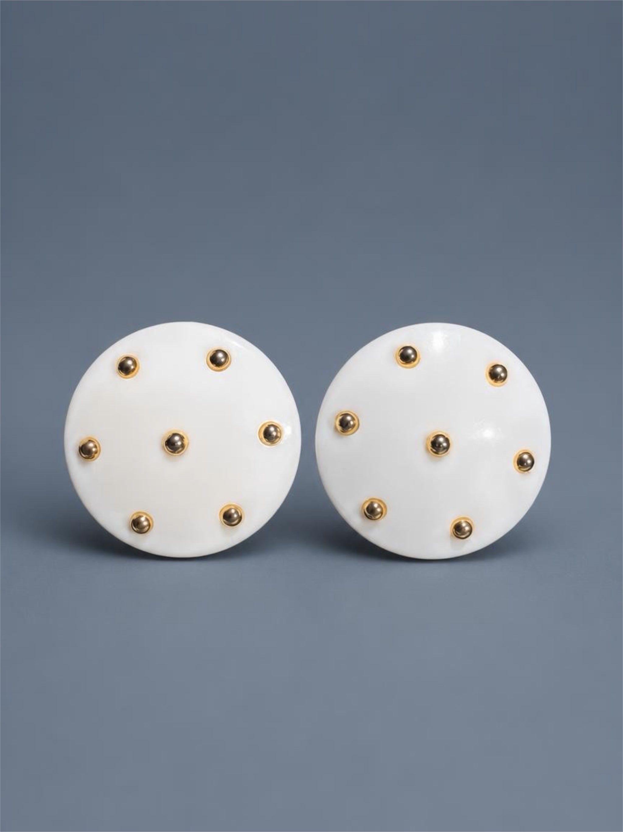 VINTAGE WHITE & GOLD BEAD EARRINGS