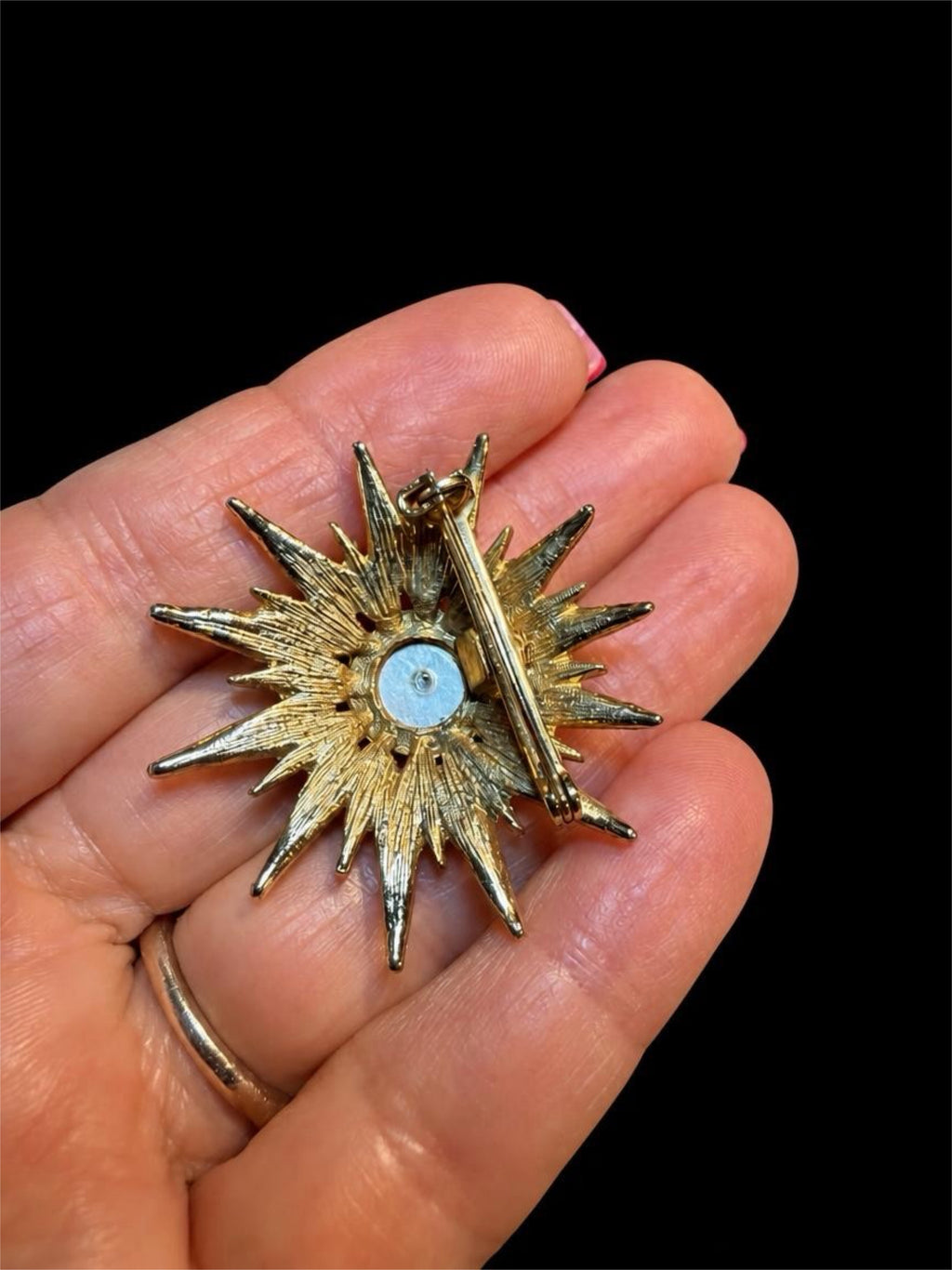 RHINESTONE & PEARL CABOCHON BROOCH
