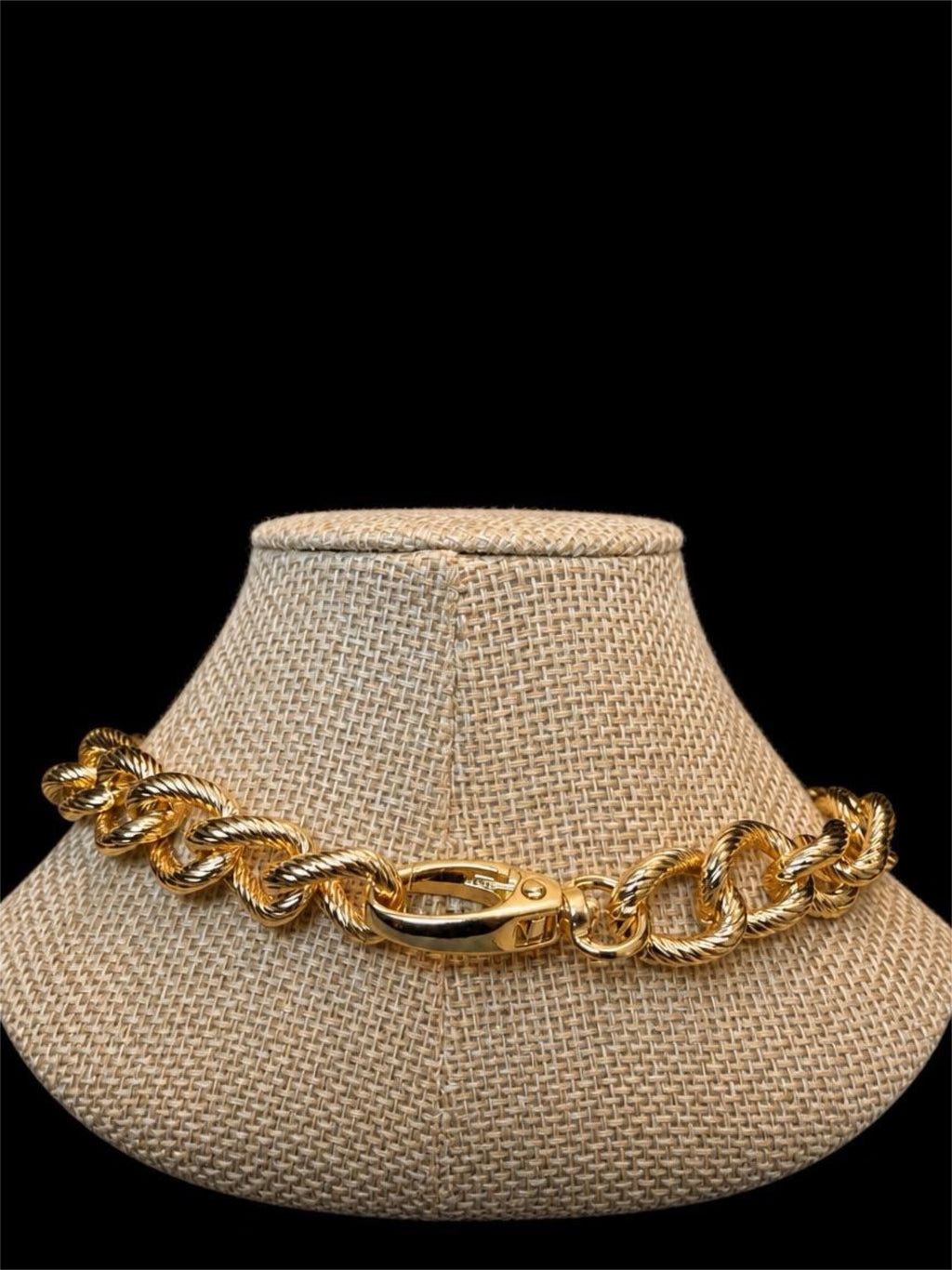 CHUNKY GOLD NECKLACE