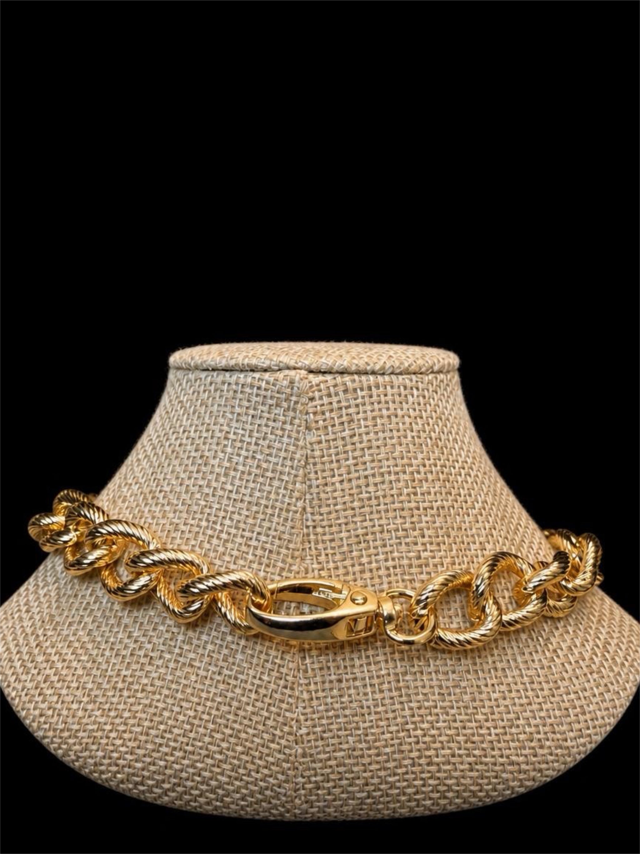 CHUNKY GOLD NECKLACE