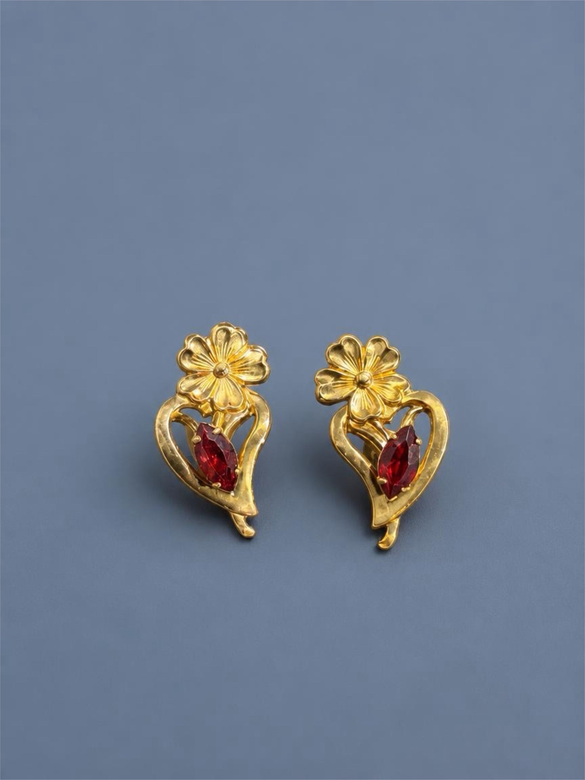 VINTAGE RED RHINESTONE FLORAL EARRINGS
