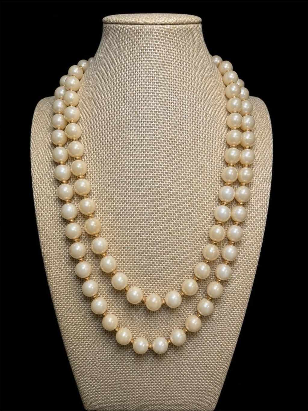 SWIRLED ACRYLIC BEADED NECKLACE