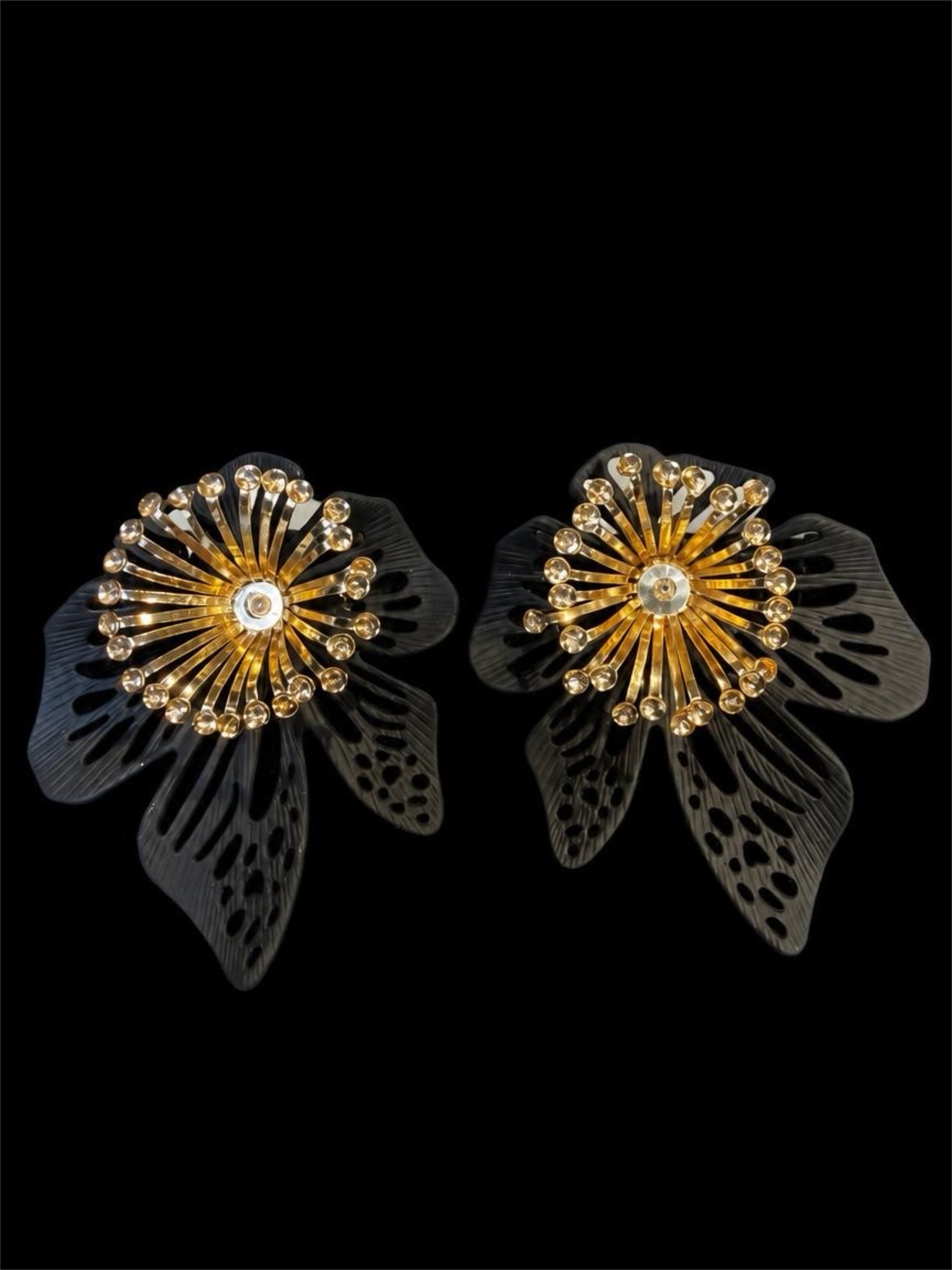 LARGE MATTE BLACK & GOLD FLORAL EARRINGS