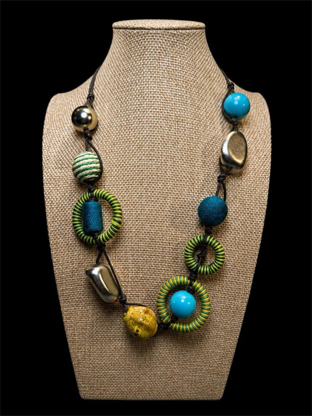 FUNKY CHUNKY NECKLACE