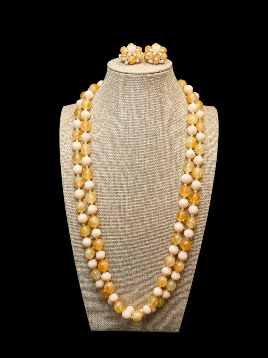 VINTAGE HONG KONG NECKLACE & EARRINGS SET