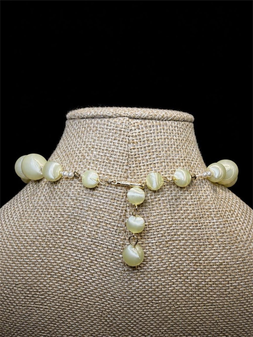 JAPANESE CREAM COLORED BEADED NECKLACE