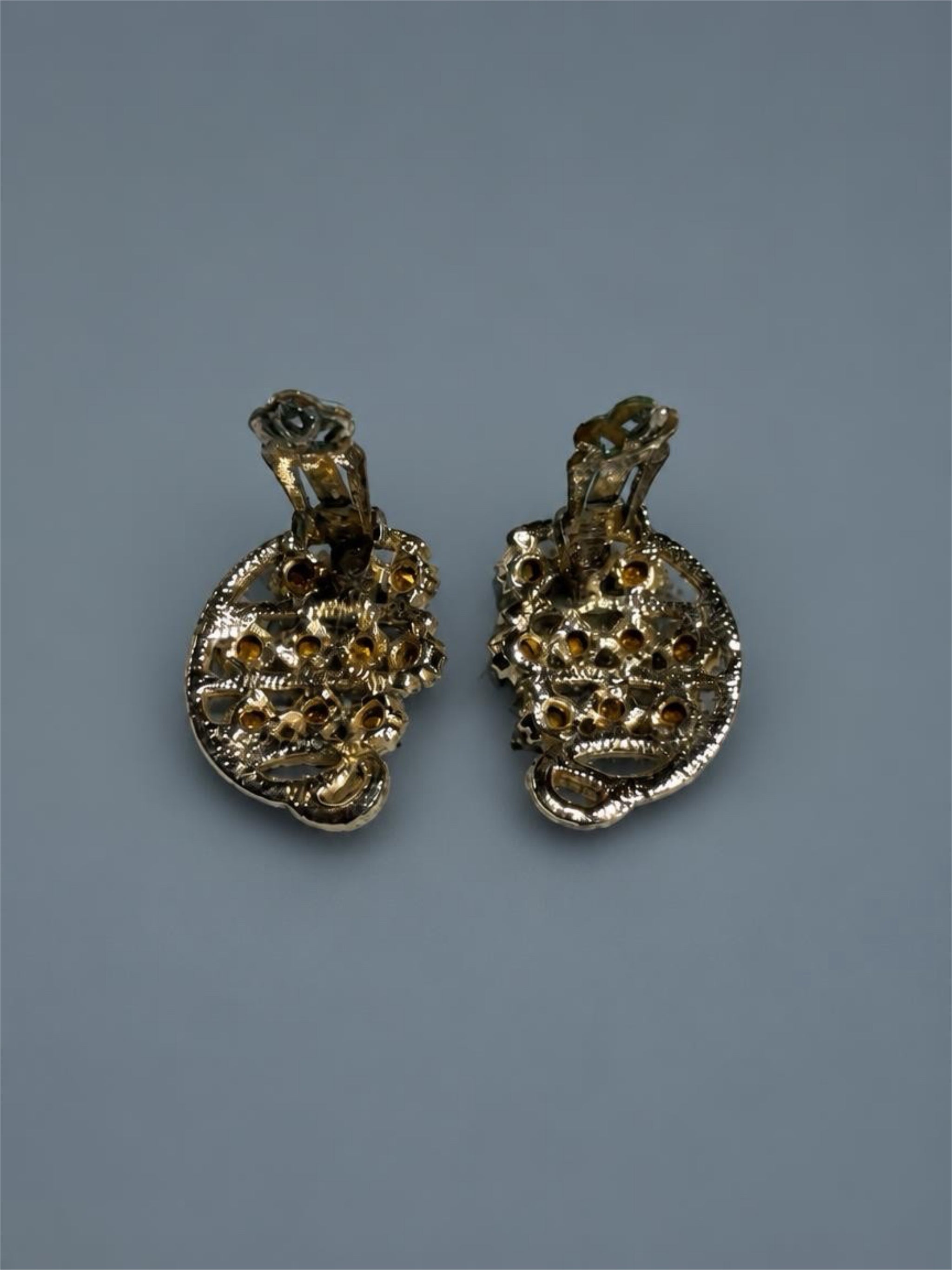 VINTAGE GREEN RHINESTONE & GOLD EARRINGS