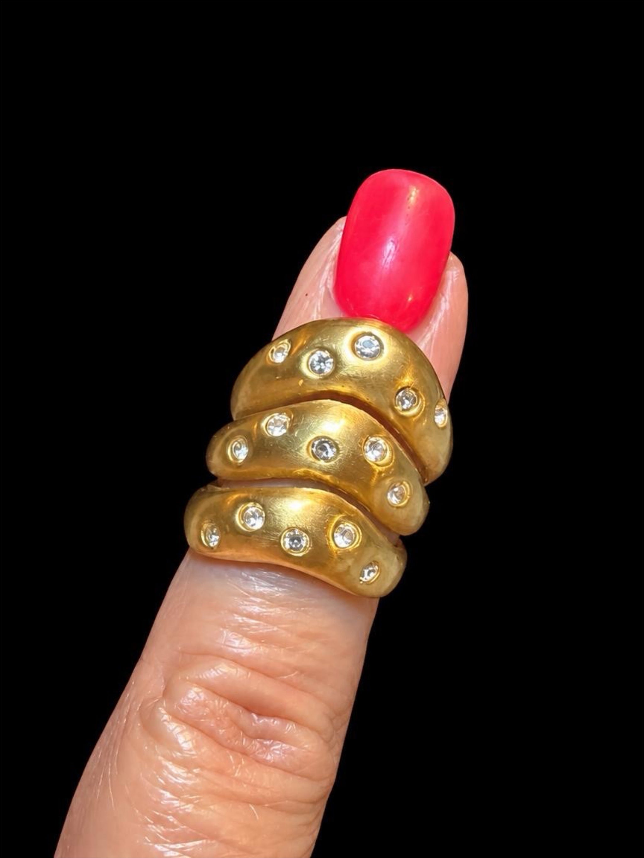 GOLD & RHINESTONE RING