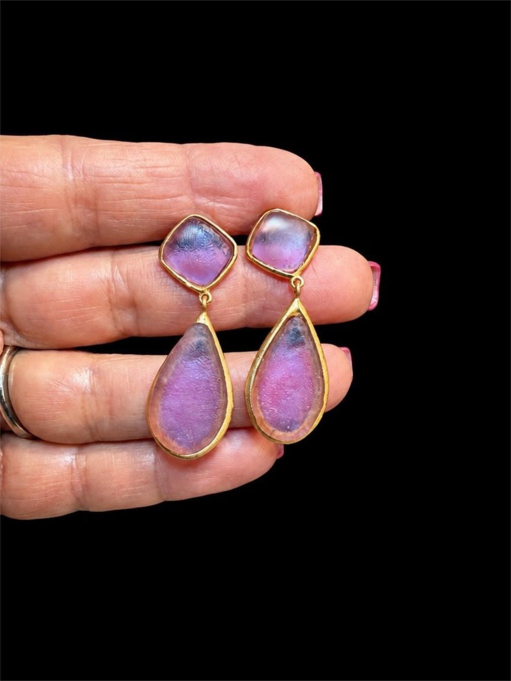 PURPLE GLASS DANGLE EARRINGS