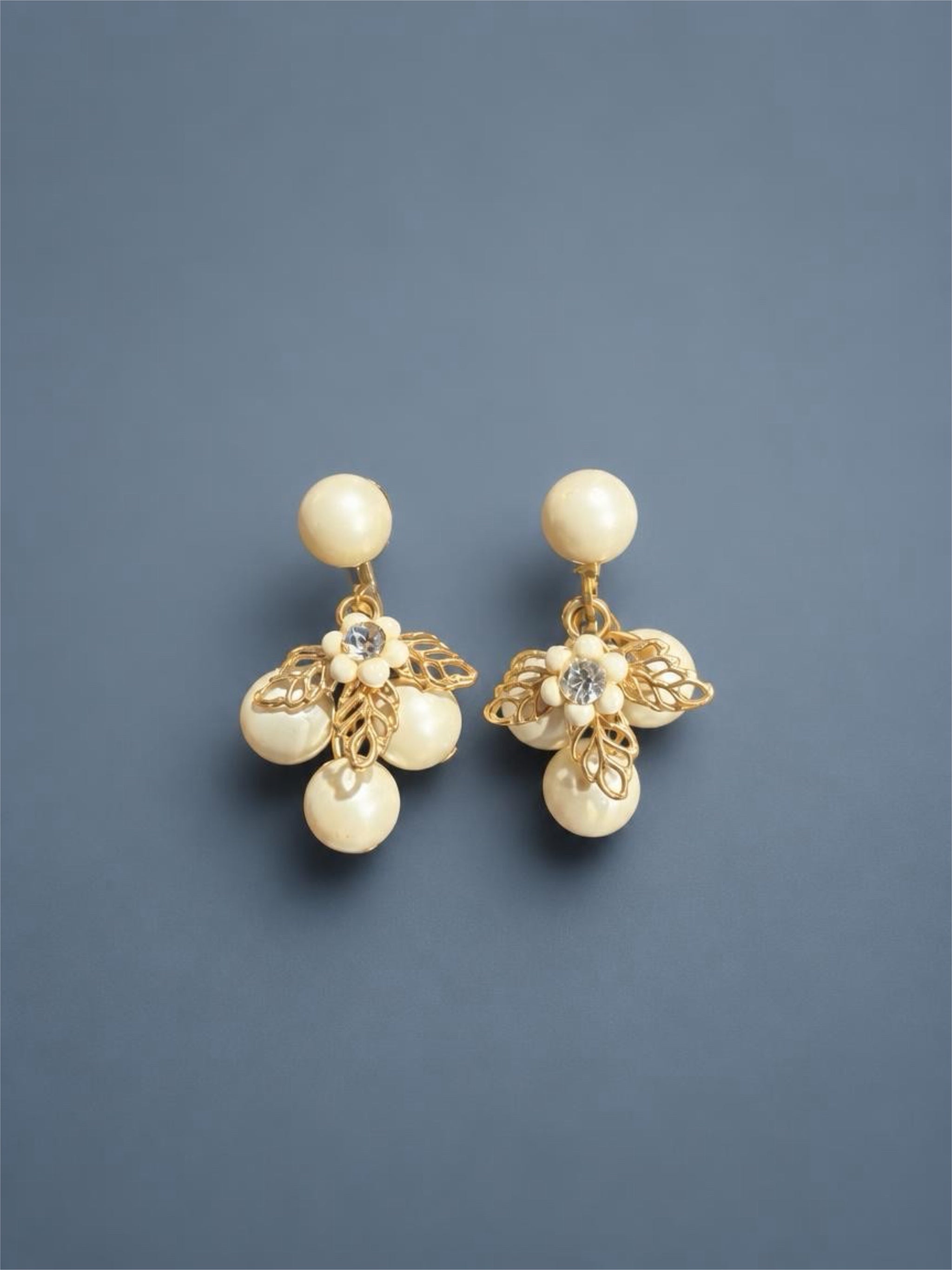 VINTAGE PEARL  FLORAL EARRINGS