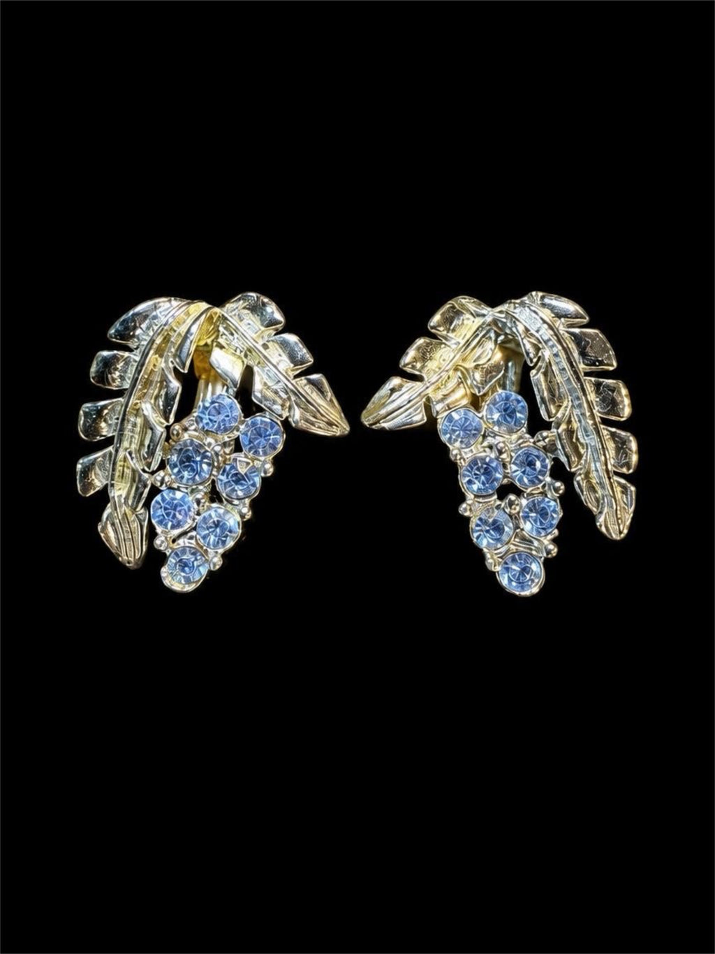 VINTAGE PALE BLUE FLORAL EARRINGS