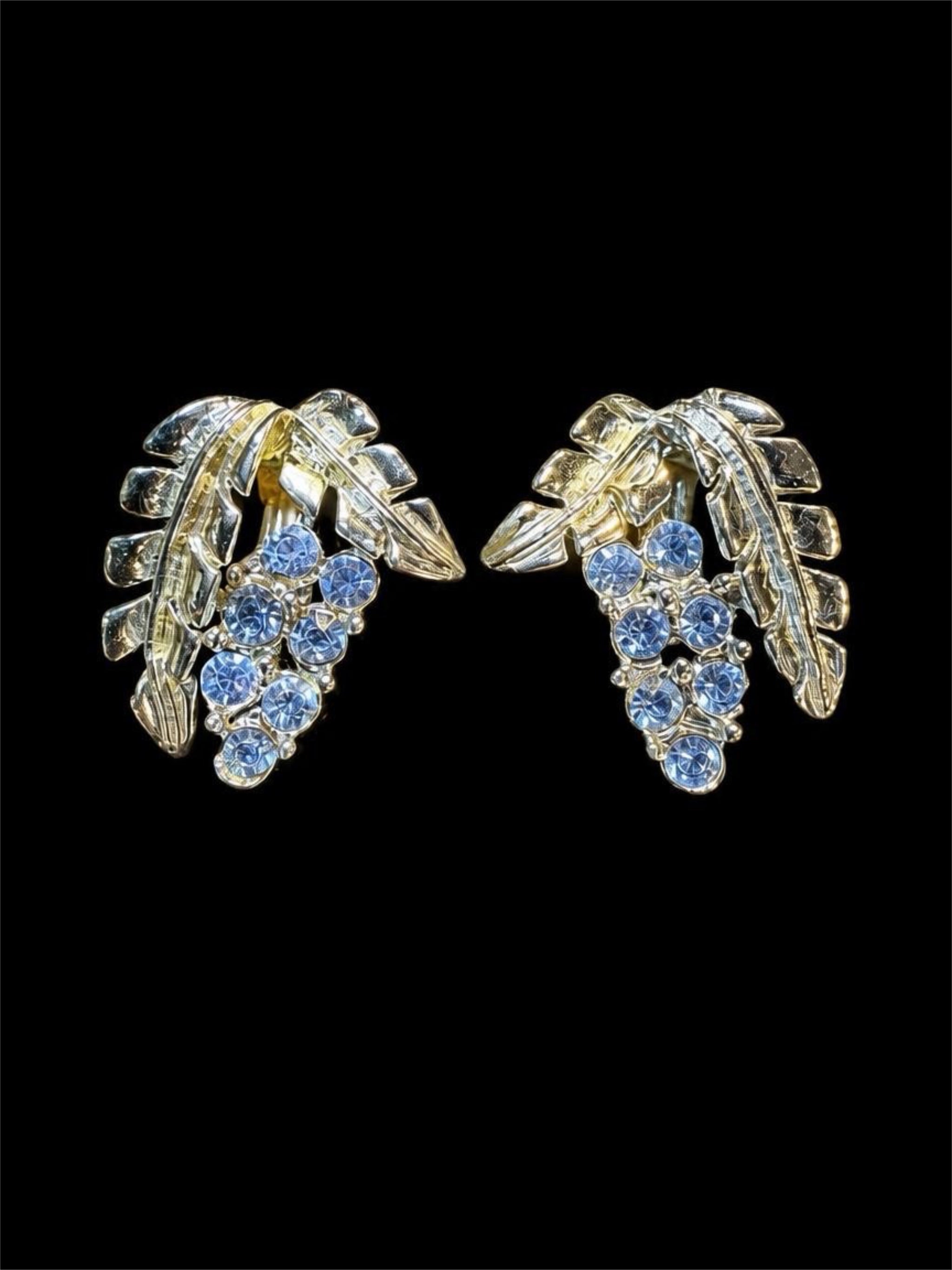 VINTAGE PALE BLUE FLORAL EARRINGS
