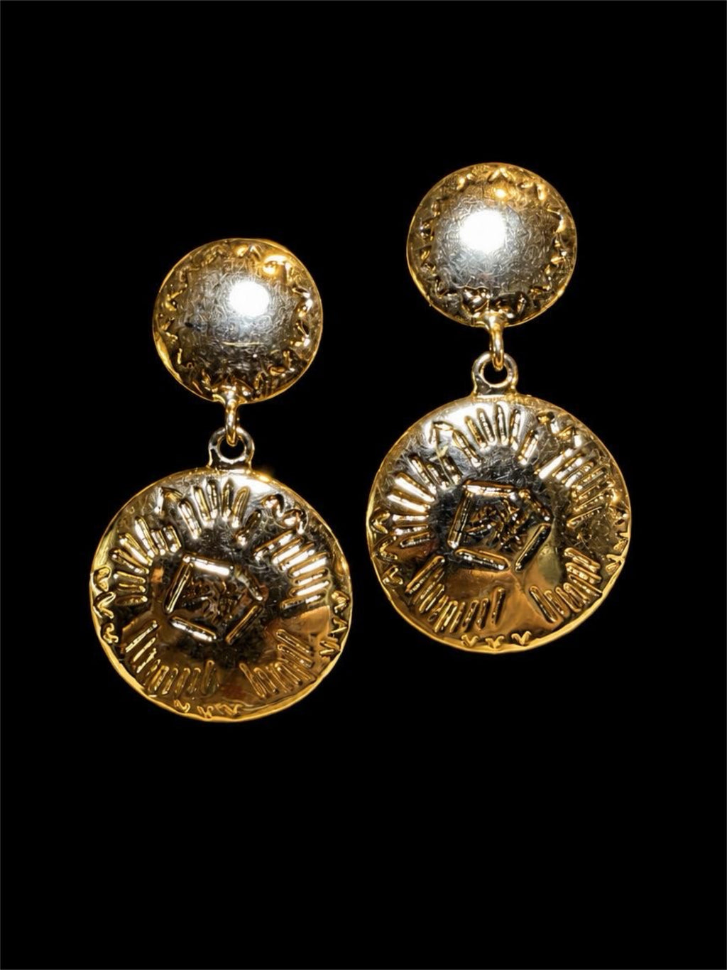 MADE IN U.S.A. GOLD MEDALLION EARRINGS