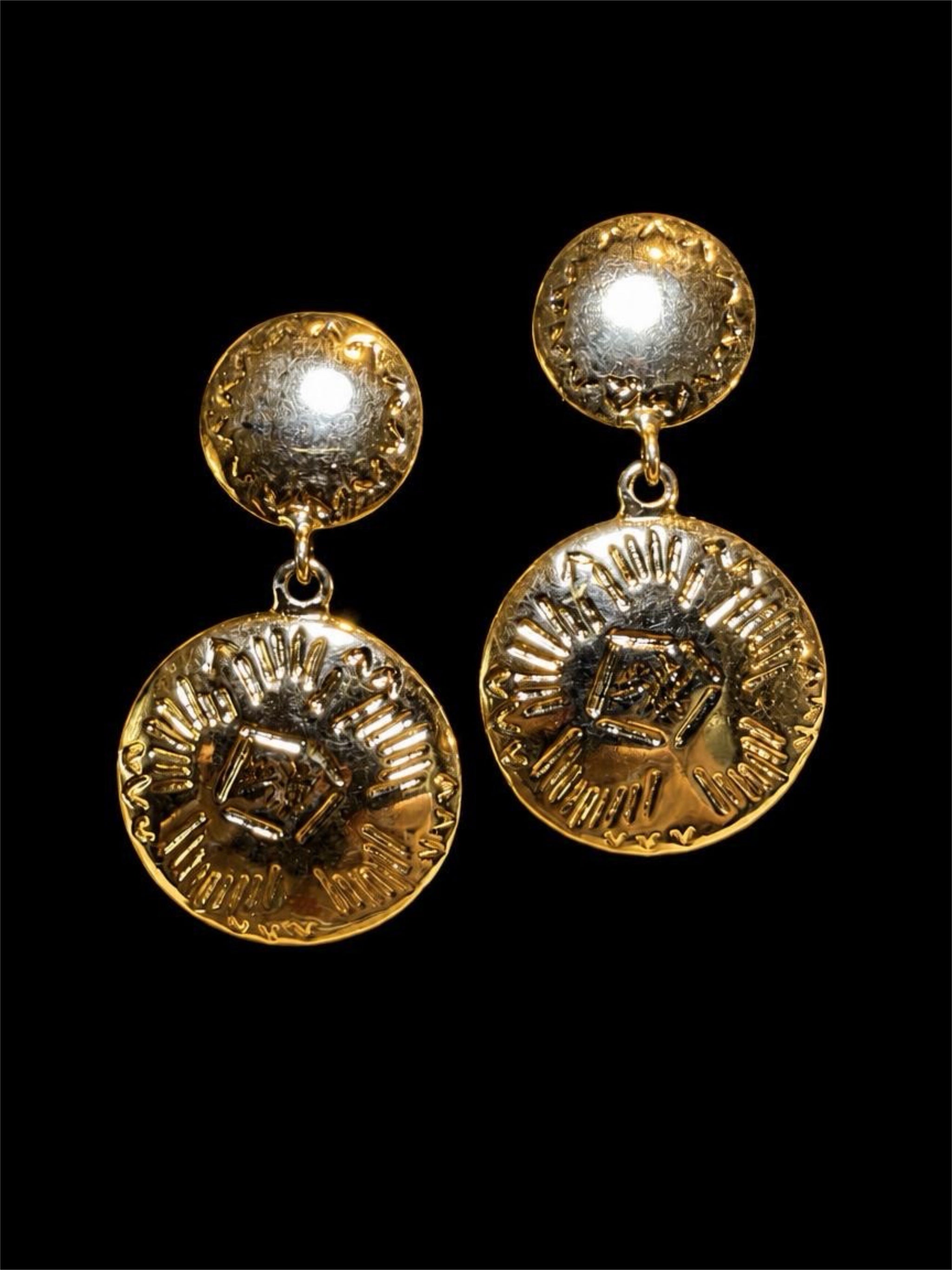 MADE IN U.S.A. GOLD MEDALLION EARRINGS