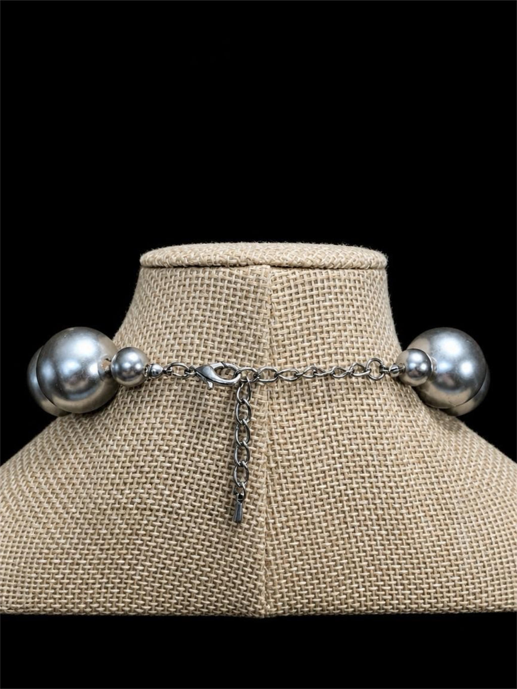 LARGE SILVER BEADED NECKLACE