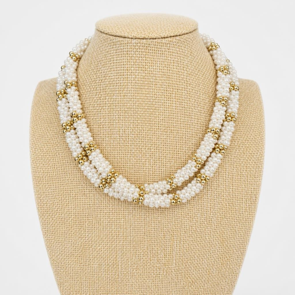 VINTAGE PEARL & GOLD SEED BEADED NECKLACE
