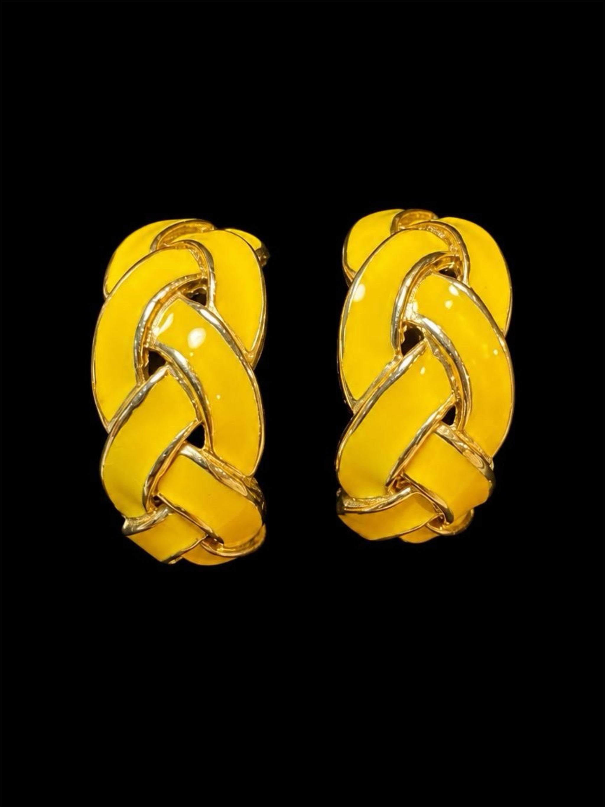 VINTAGE YELLOW & GOLD EARRINGS