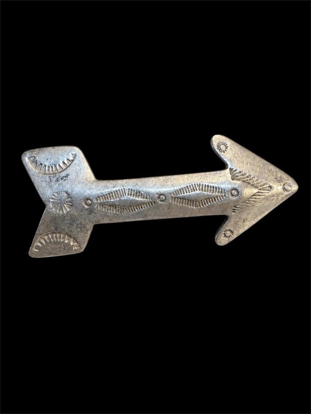 PEWTER ARROW BROOCH
