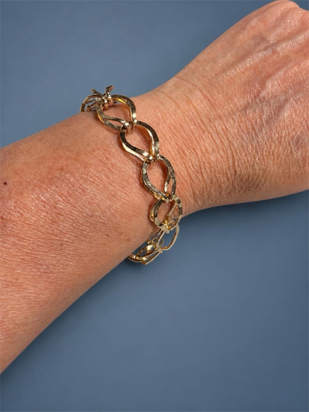 GOLD LINK BRACELET