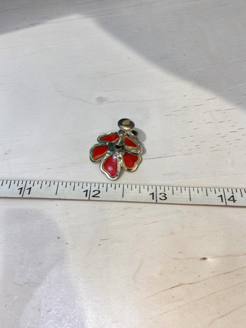VINTAGE RED FLORAL EARRINGS