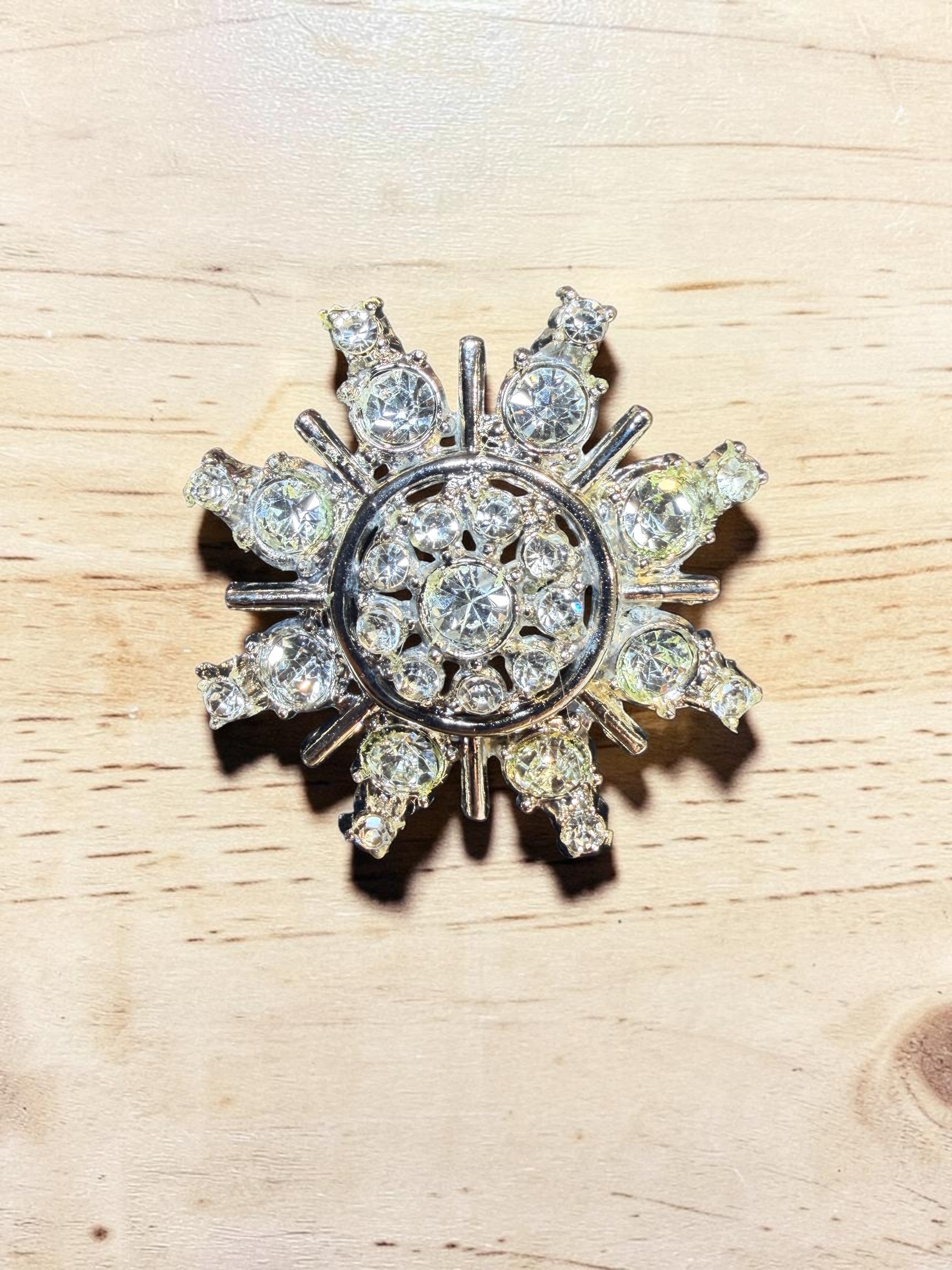 RHINESTONE BROOCH