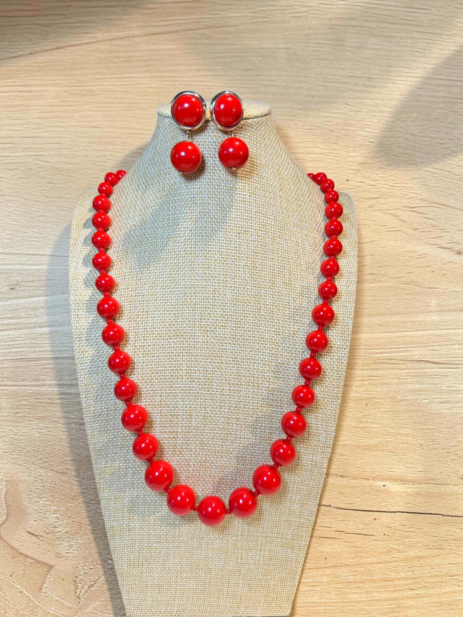 RED BEAD NECKLACE & EARRING SET
