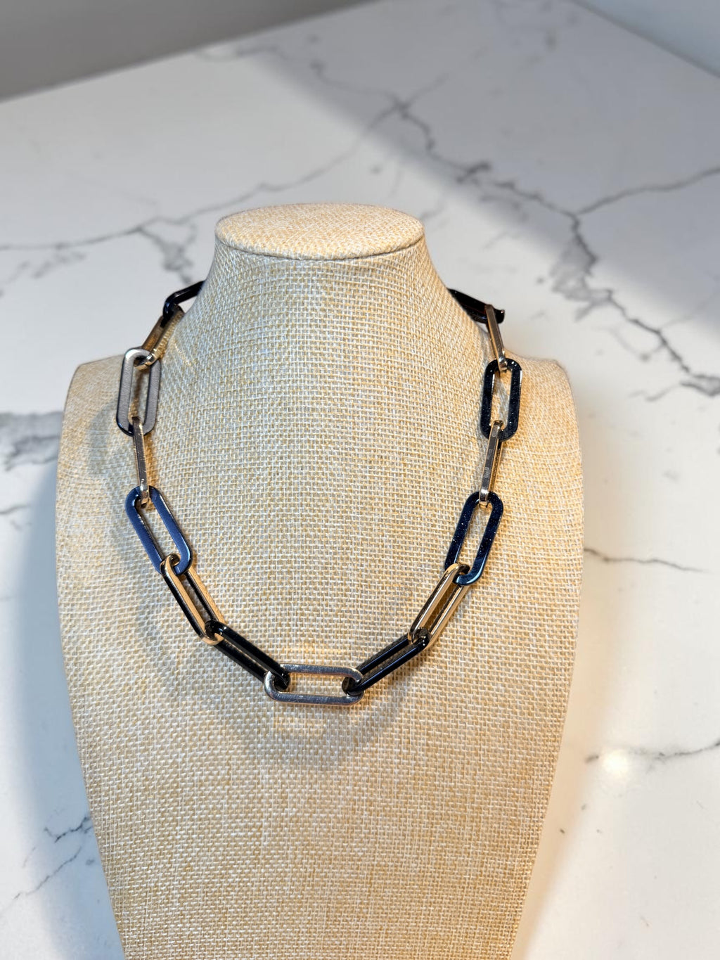 PAPERCLIP NECKLACE