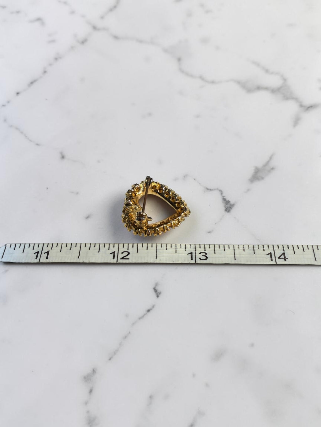 HEART SHAPED BROOCH W/ RHINESTONE HALO