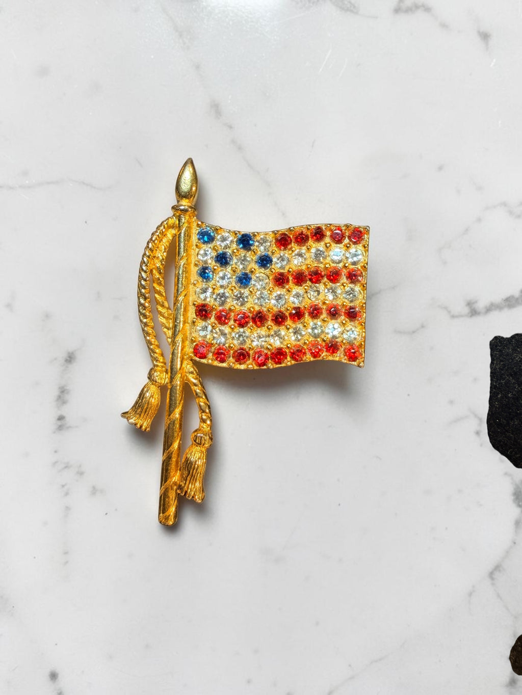 RAFAELIAN FLAG BROOCH