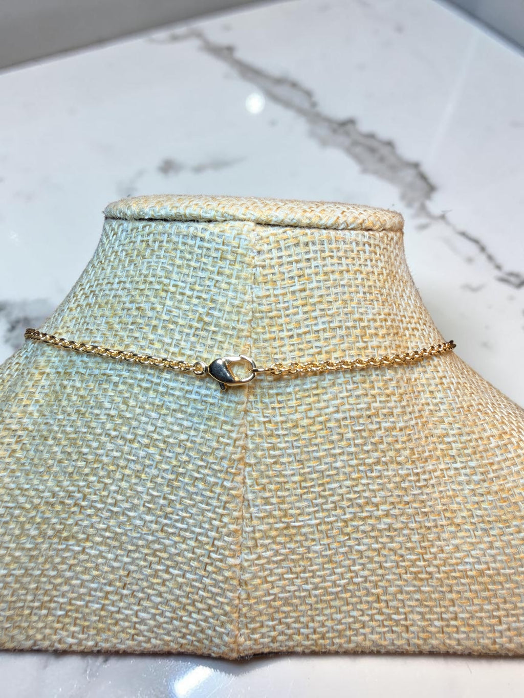 DAINTY PEARL & GLASS NECKLACE