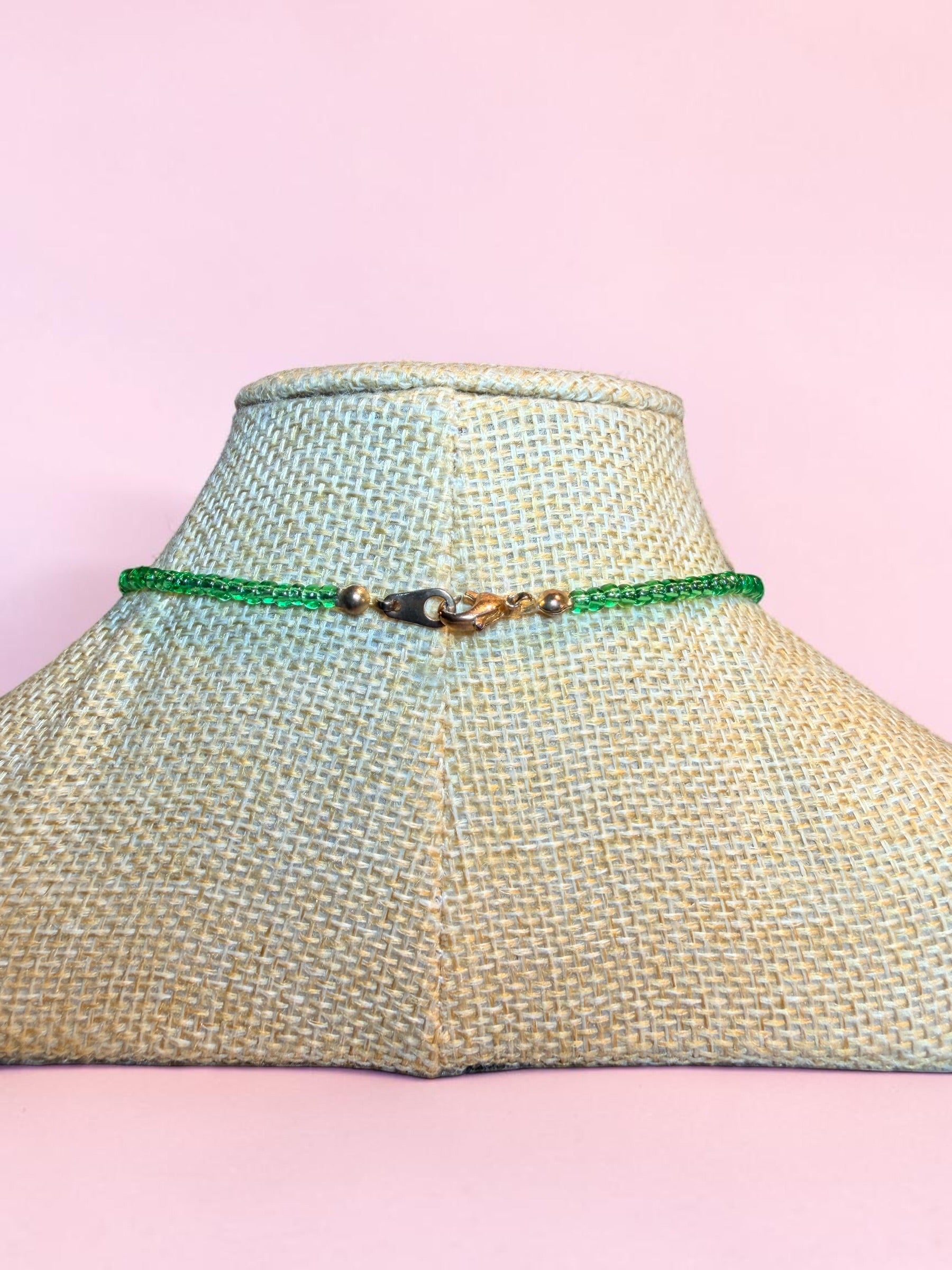 GREEN GLASS BEADED NECKLACE