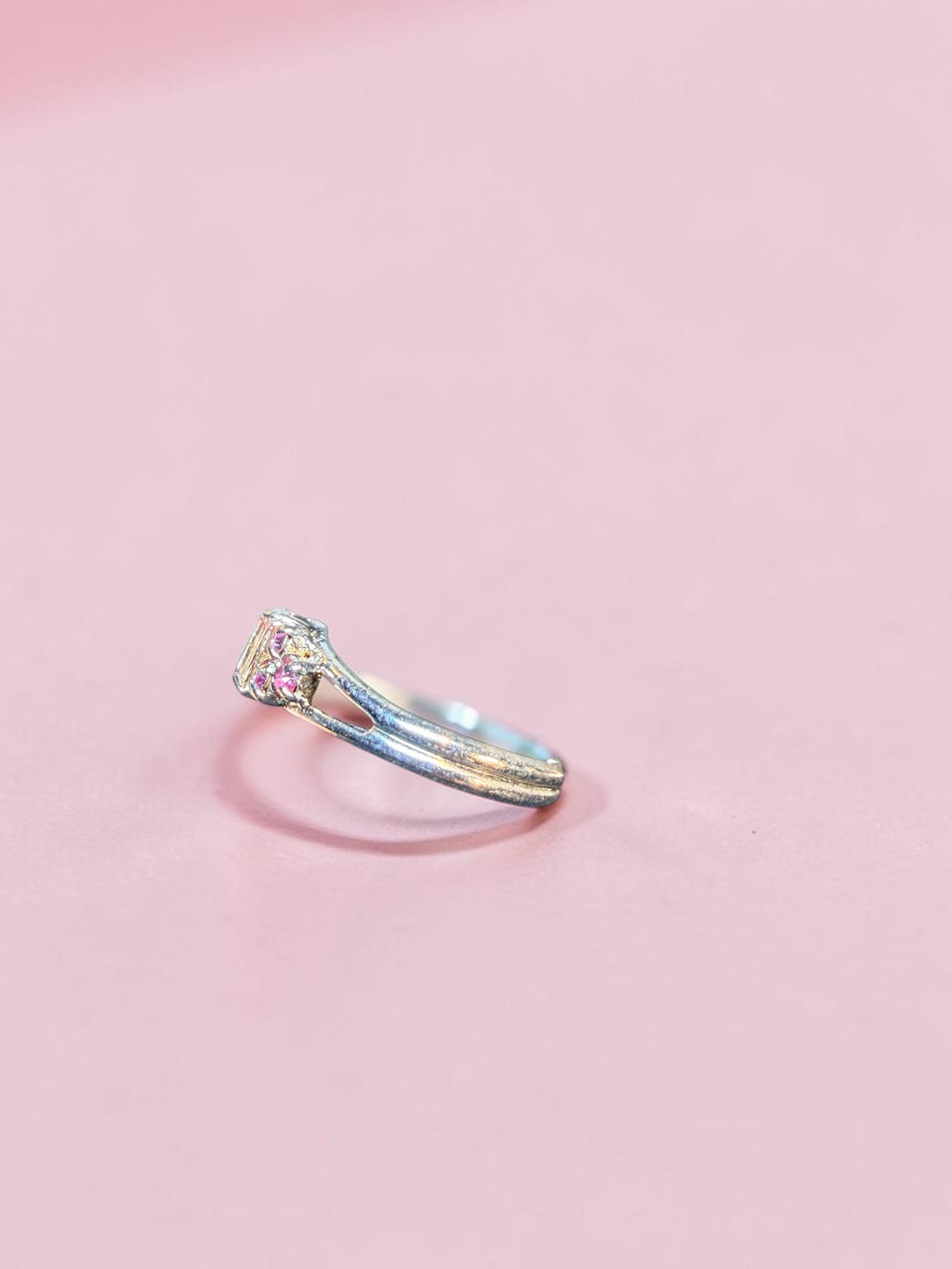 RHINESTONE RING