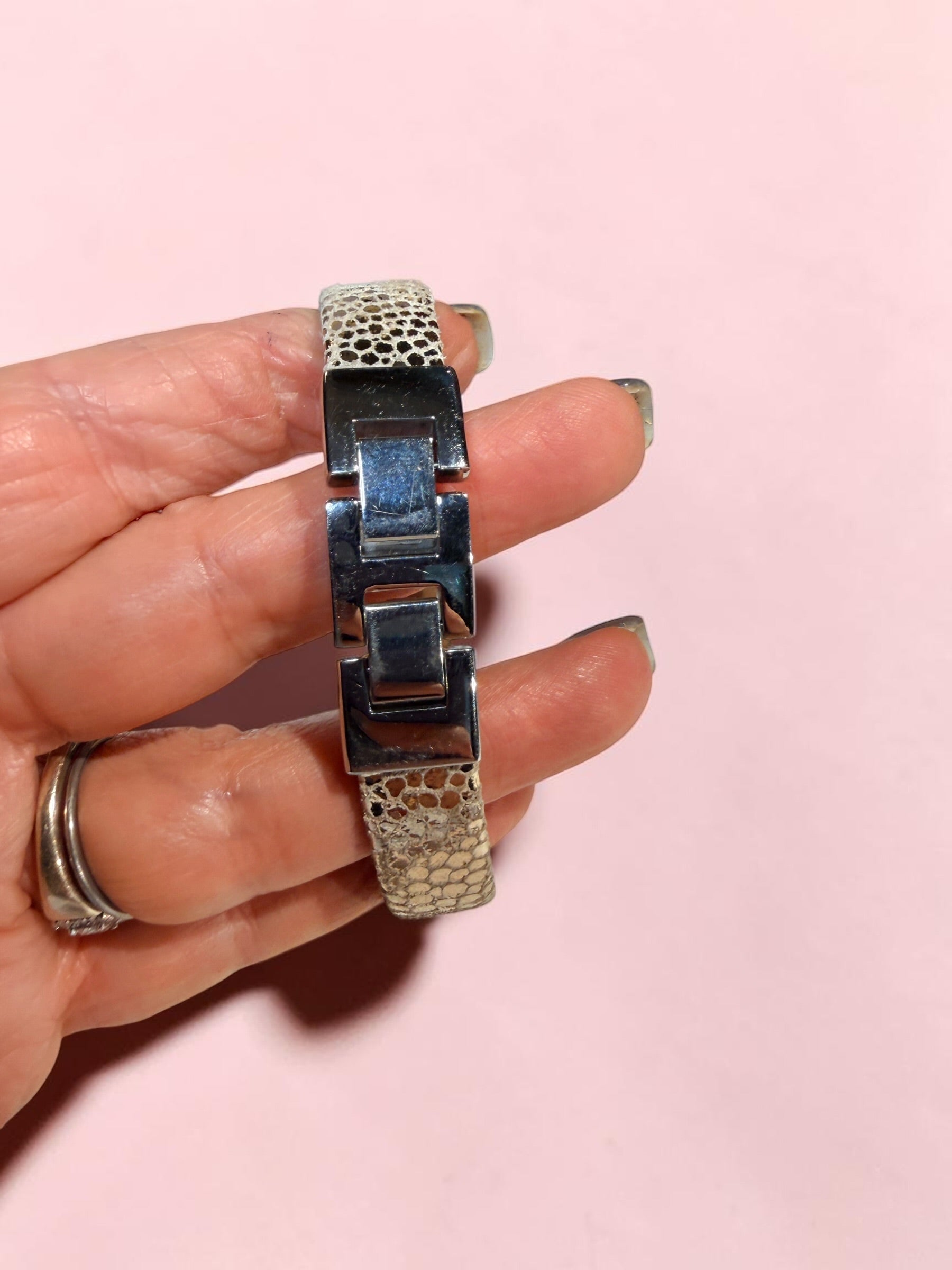 FOSSIL BRACELET