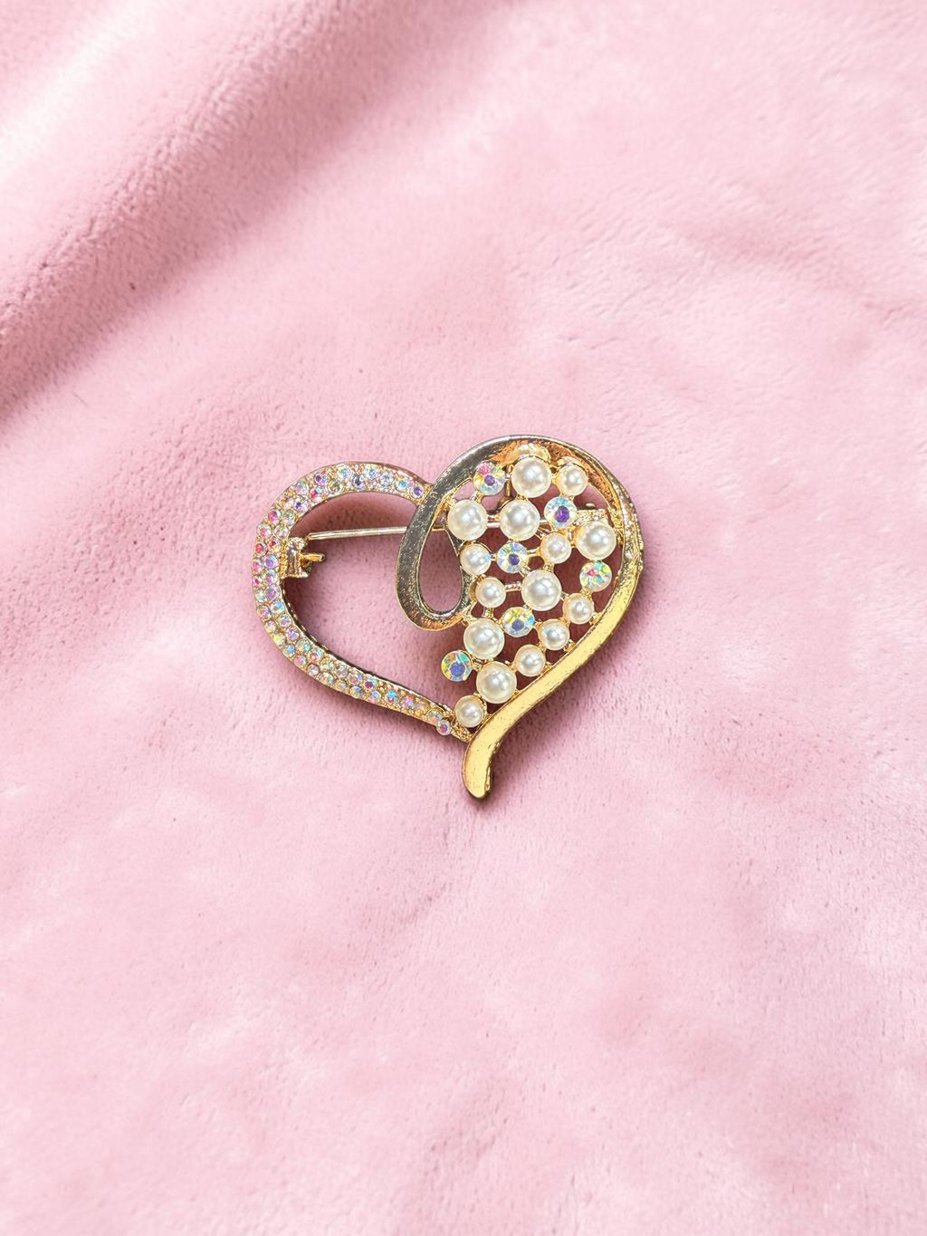 PEARLS & RHINESTONE BROOCH