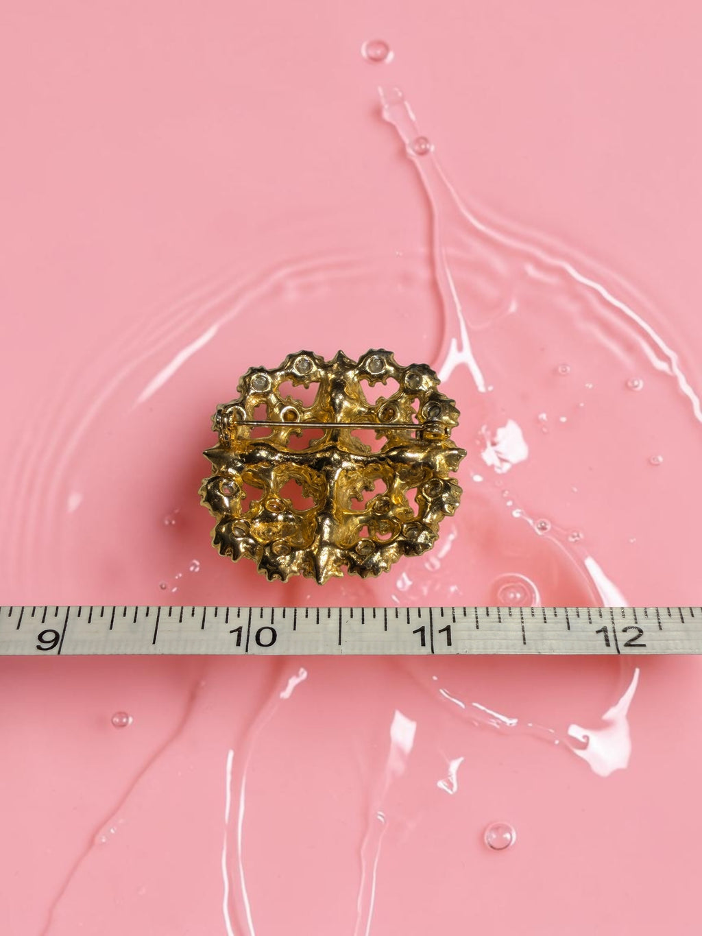 RHINESTONE BROOCH