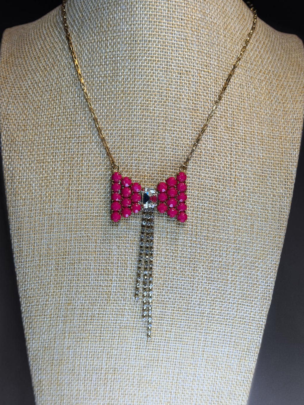 PINK BEADED BOW NECKLACE