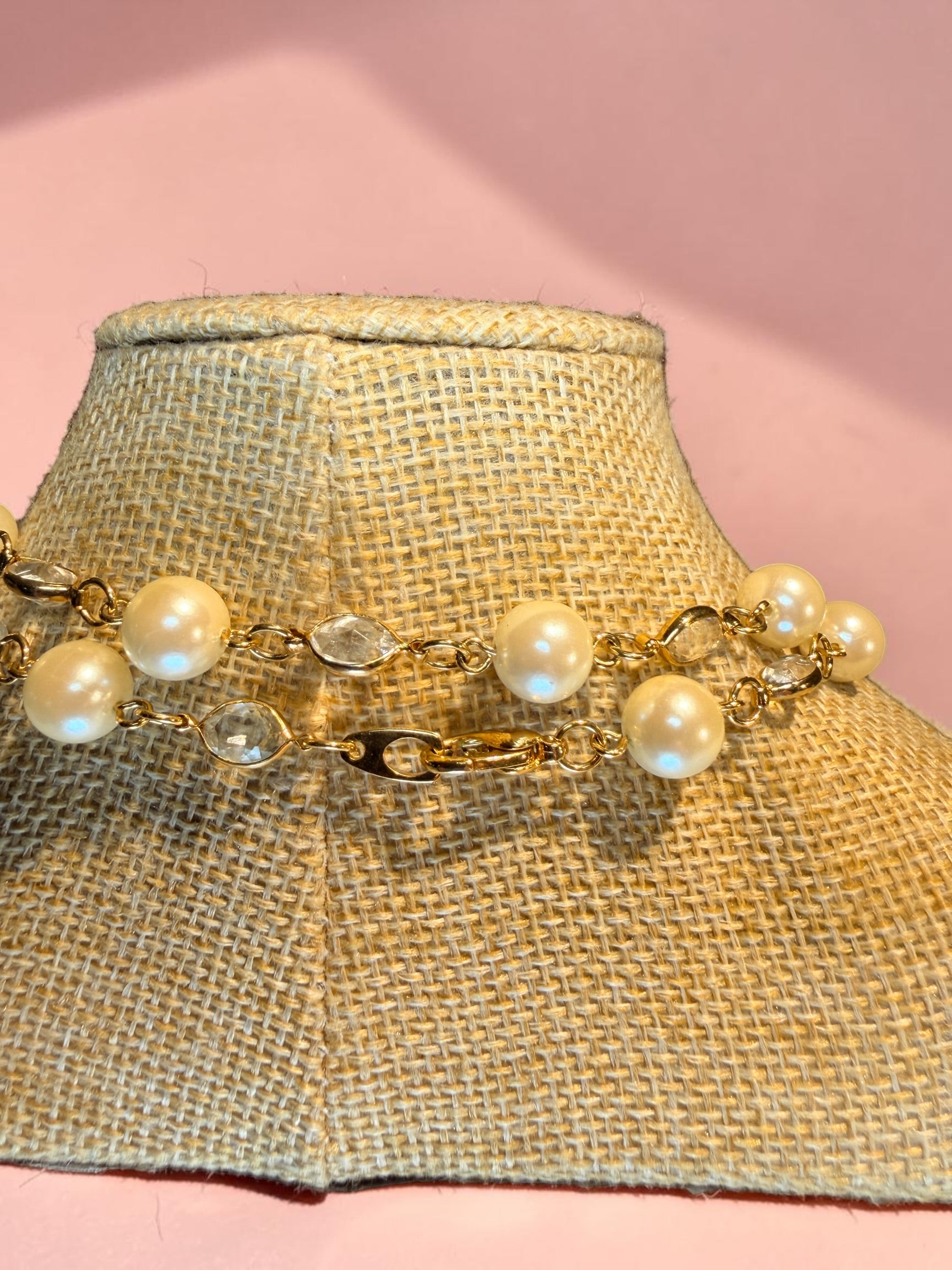 PERL & RHINESTONE NECKLACE