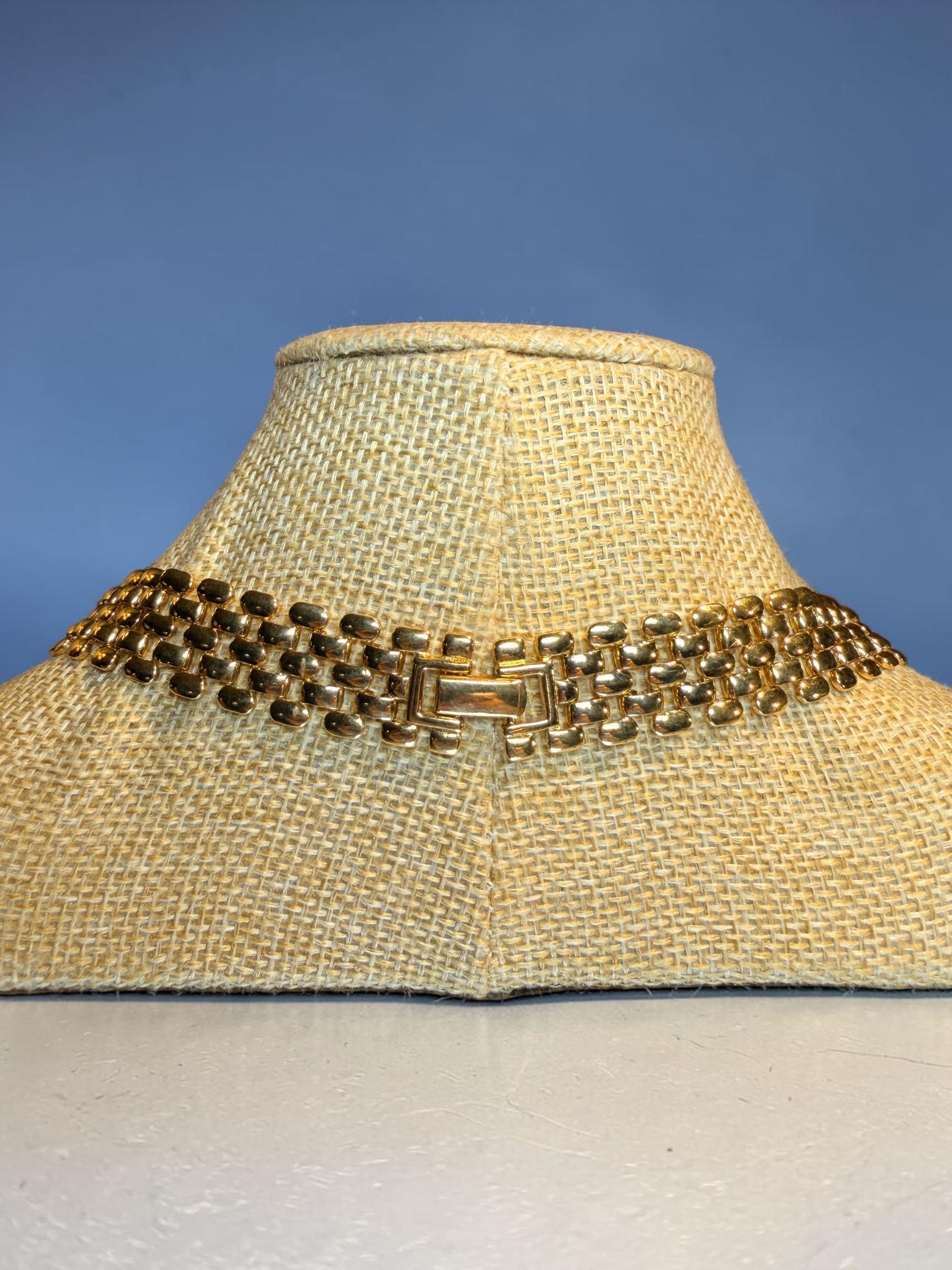 GOLD LINK NECKLACE