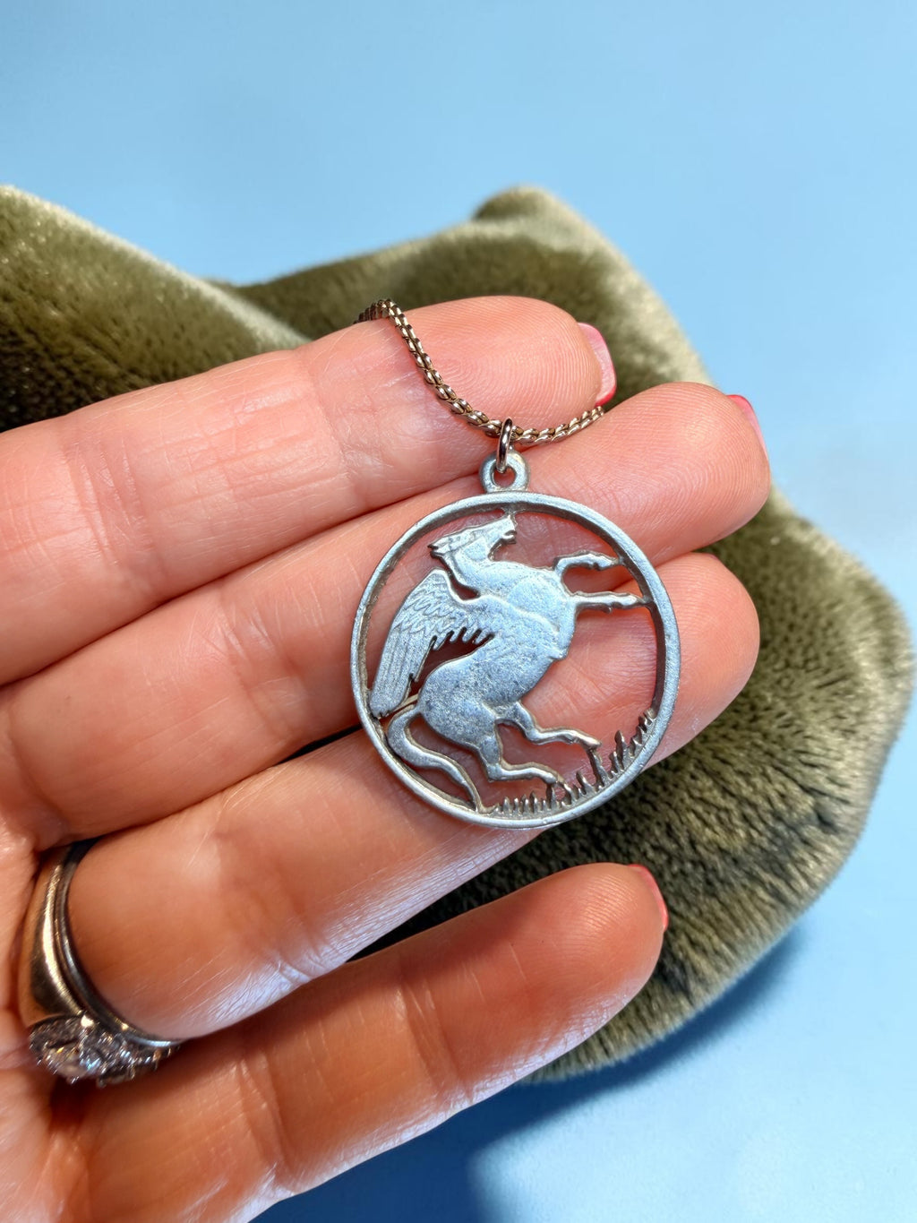 PEGASUS NECKLACE
