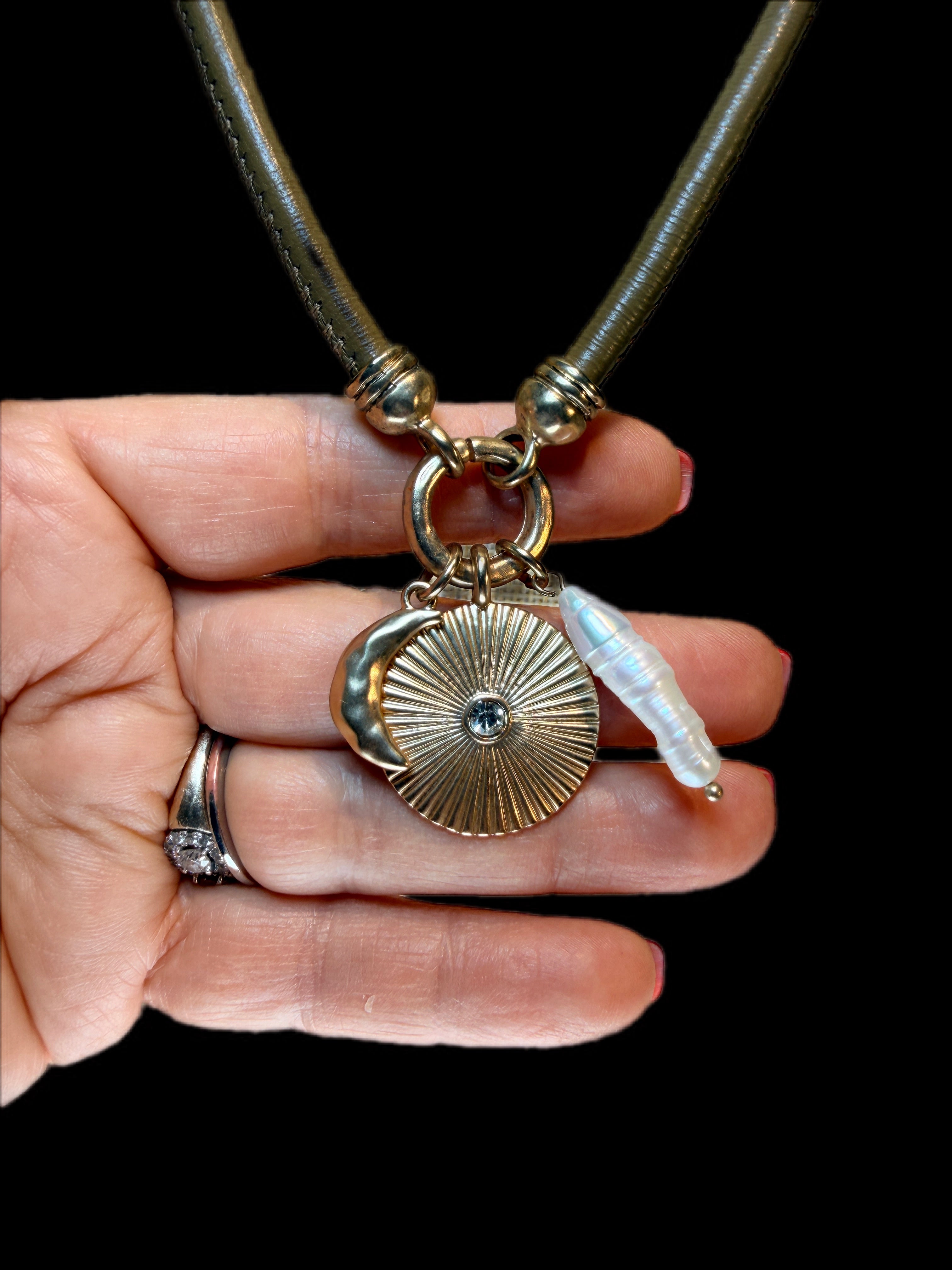 CHICOS NECKLACE