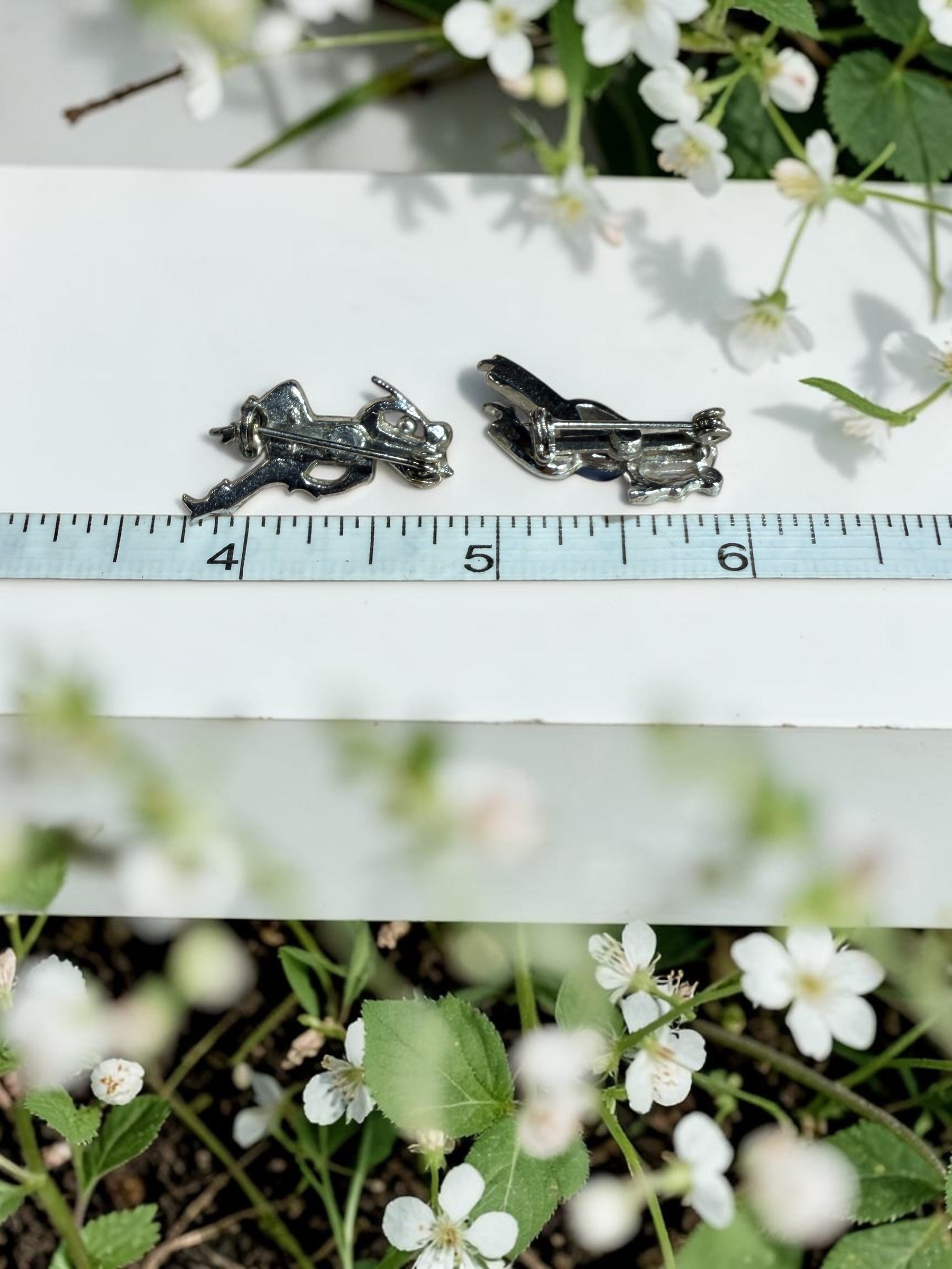 VINTAGE SET OF DRUM MAJOR BROOCHES