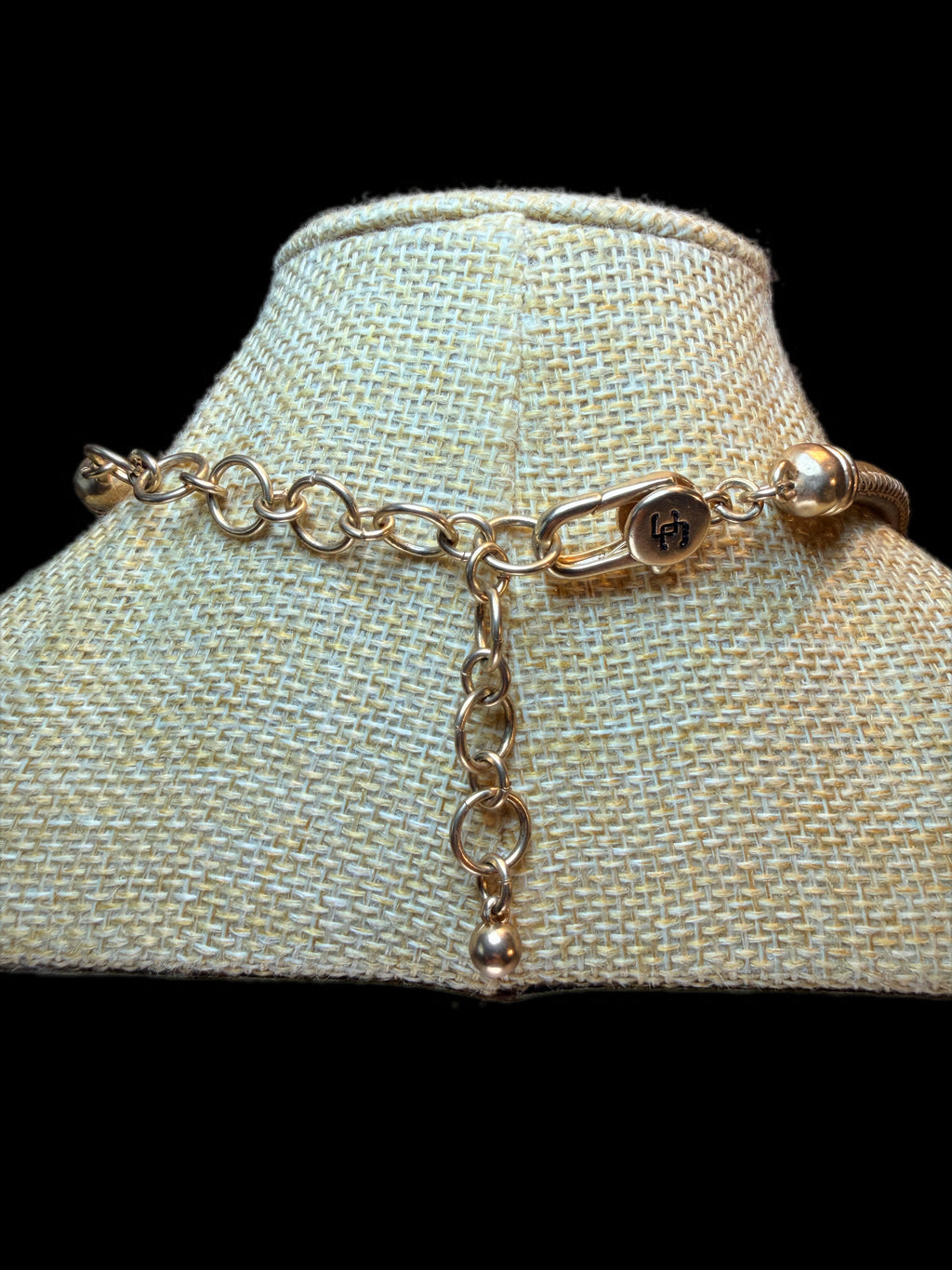 CHICOS NECKLACE