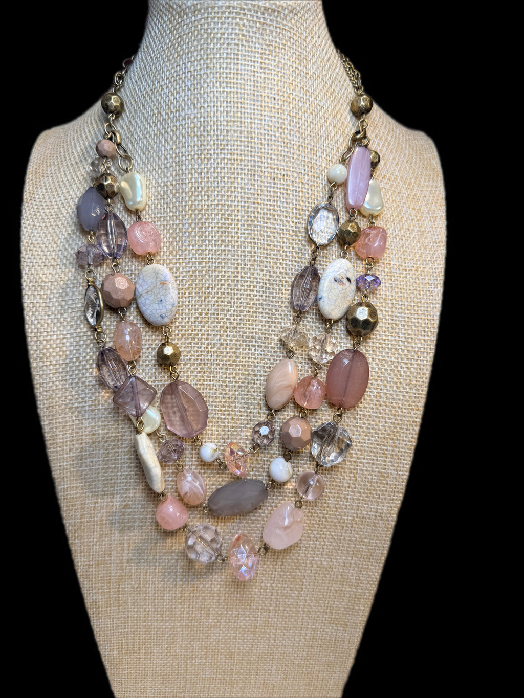 PREMIER DESIGNS NECKLACE
