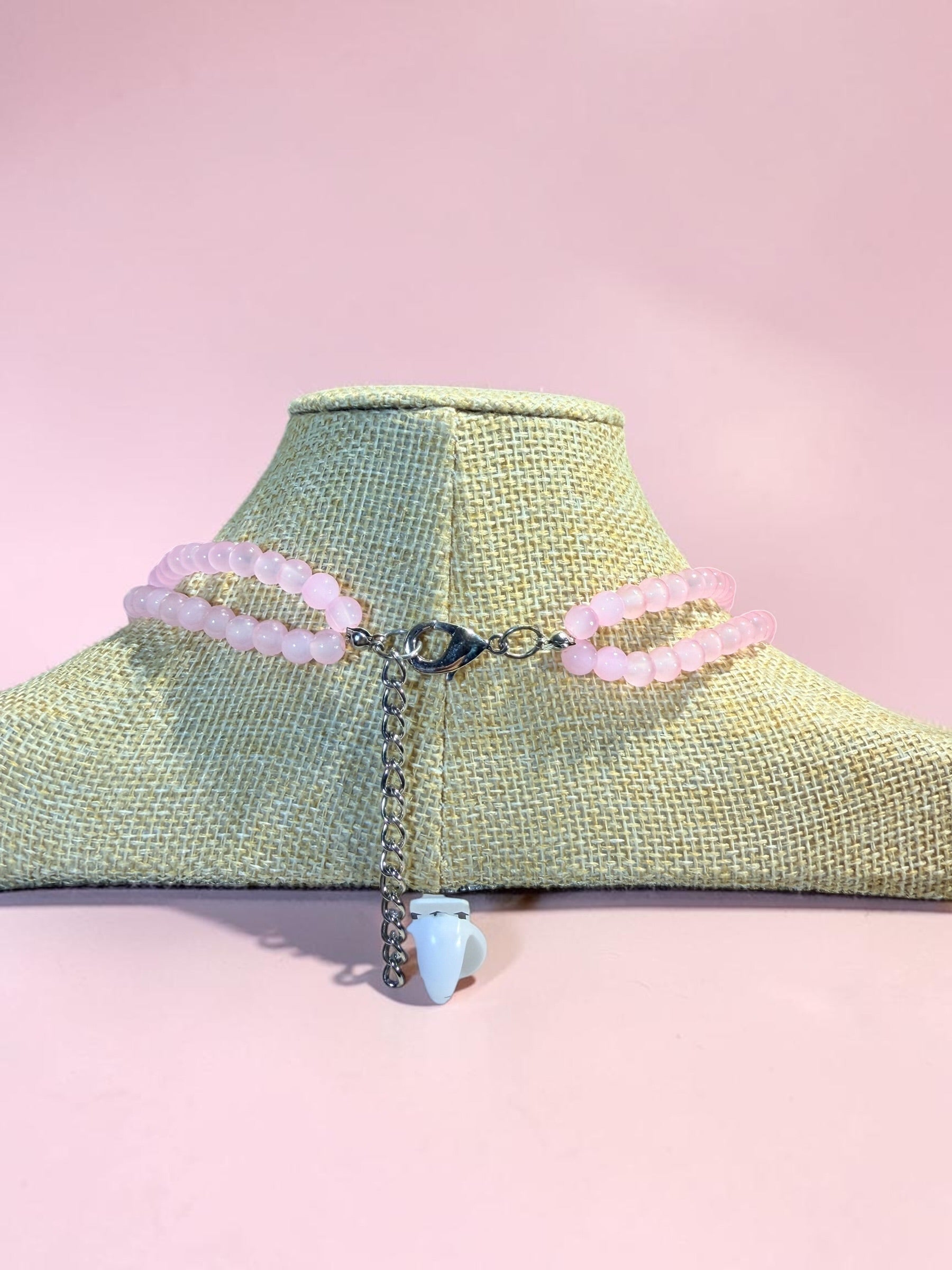 PINK AND WHITE GLASS NECKLACE WITH SHELL PENDANT
