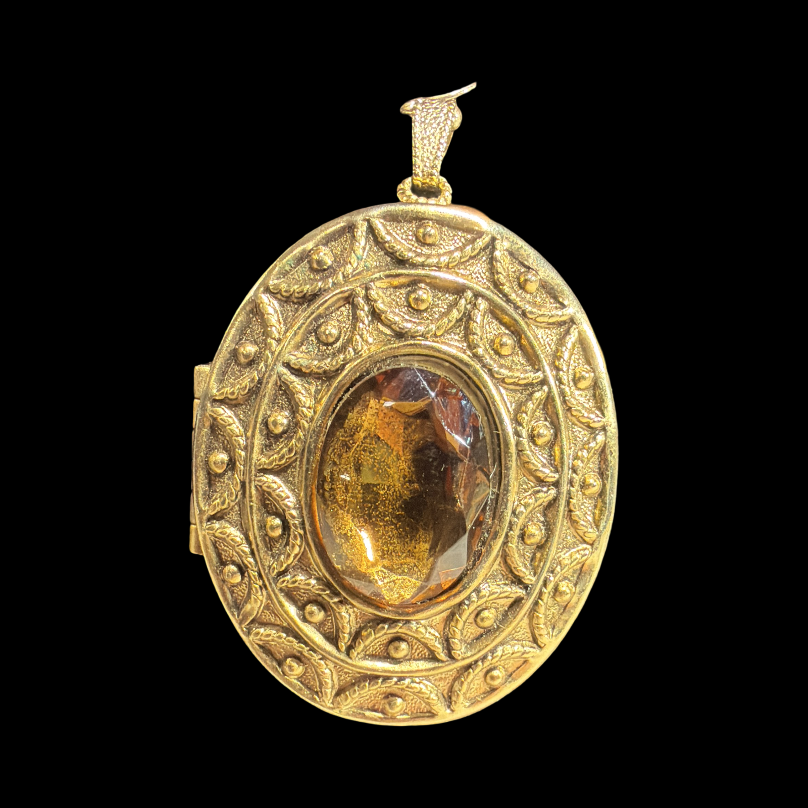 AMBER YOU SMELL SO PRETTY