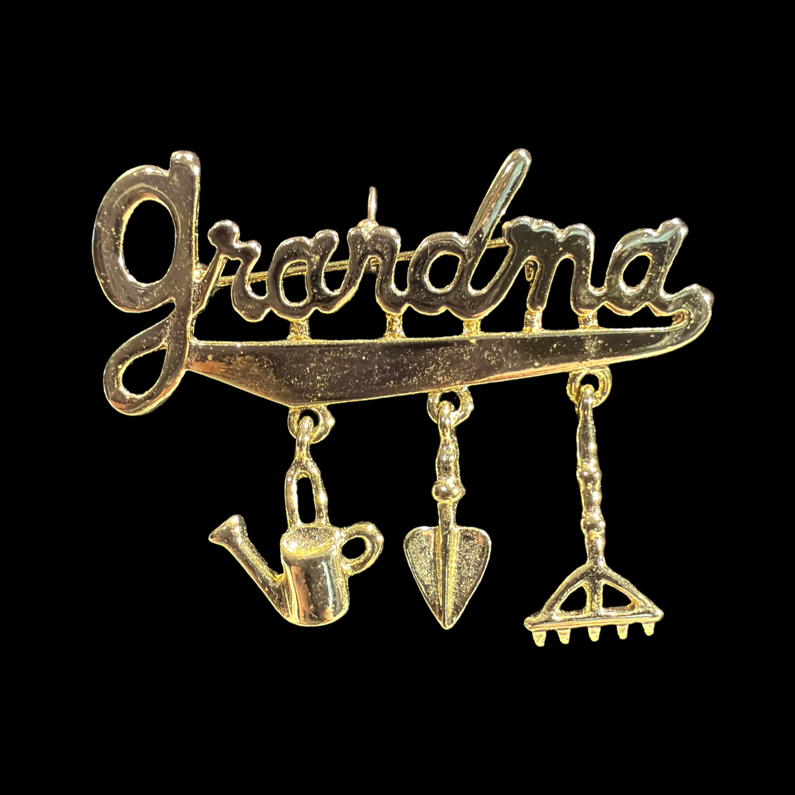 GRANDMA DOES IT ALL BROOCH