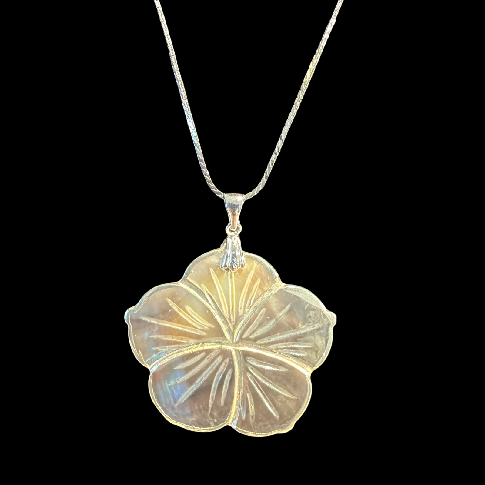 HIBISCUS 18KGP NECKLACE